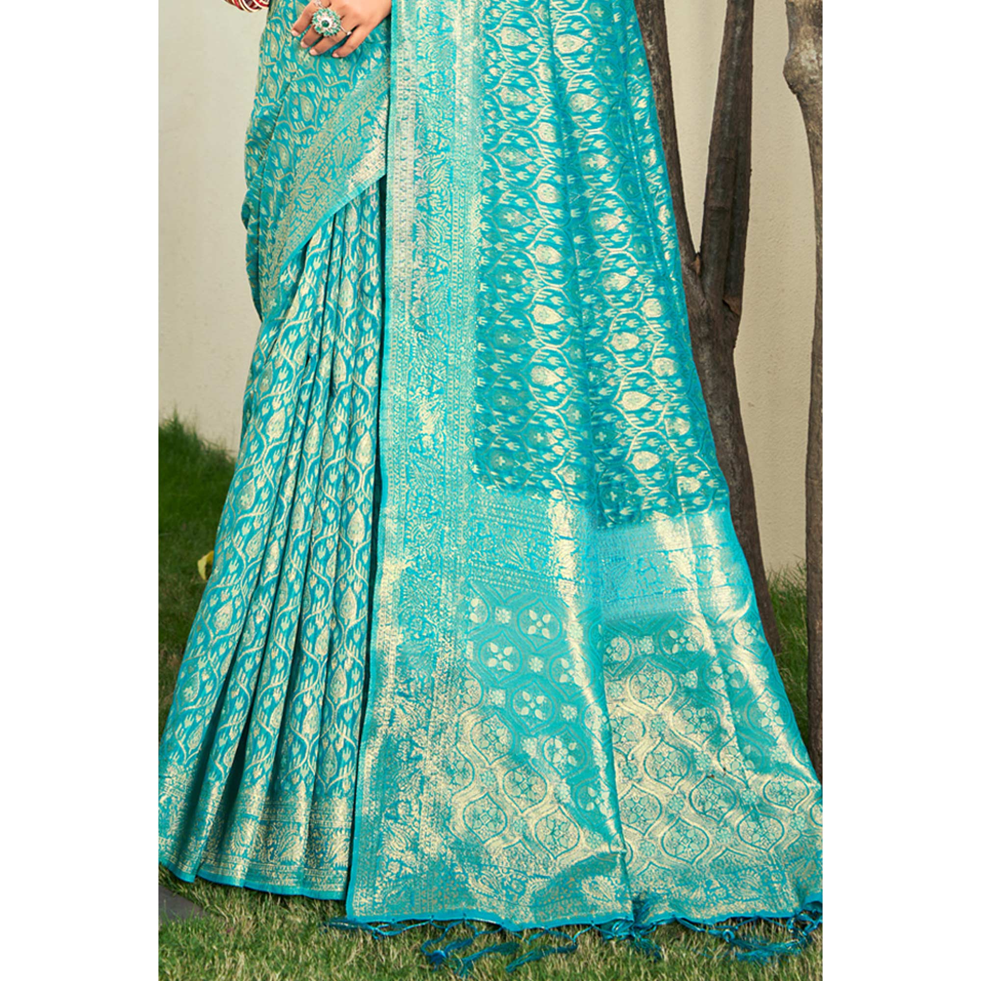 Blue Floral Woven Cotton Blend Saree With Tassels
