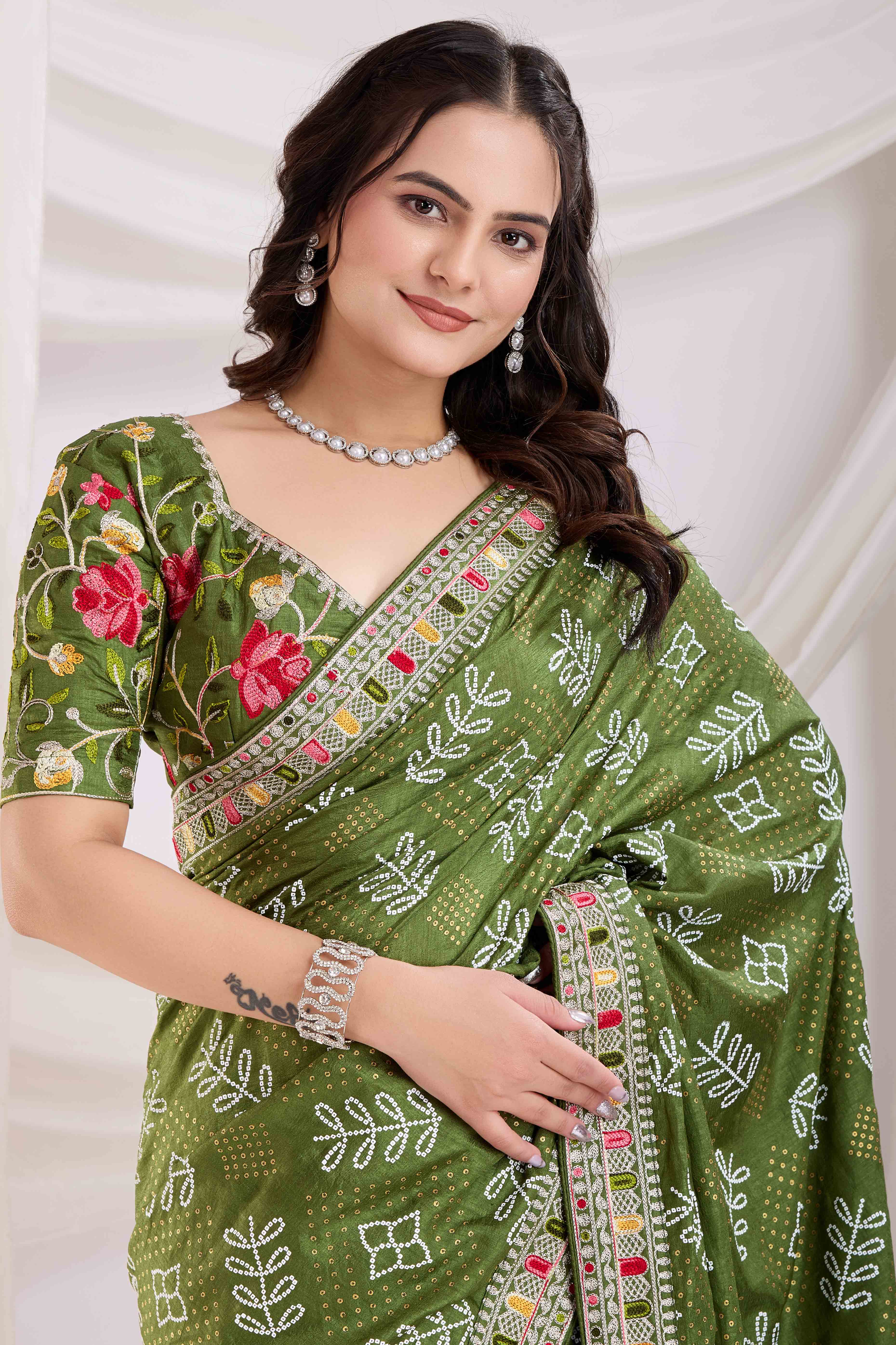Green Bandhani Printed With Embroidered Border Vichitra Silk Saree