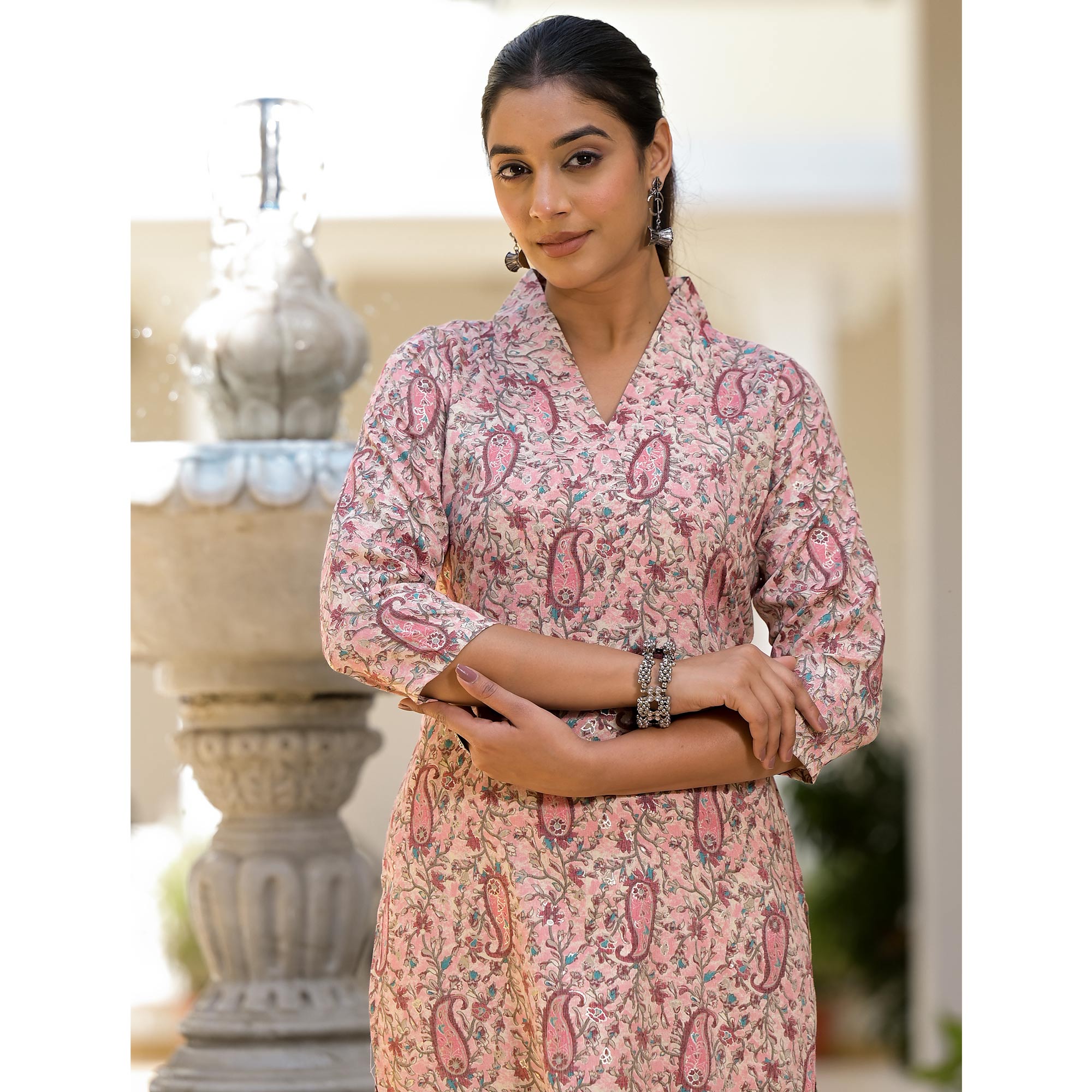 Pink Floral Printed Rayon Straight Kurti