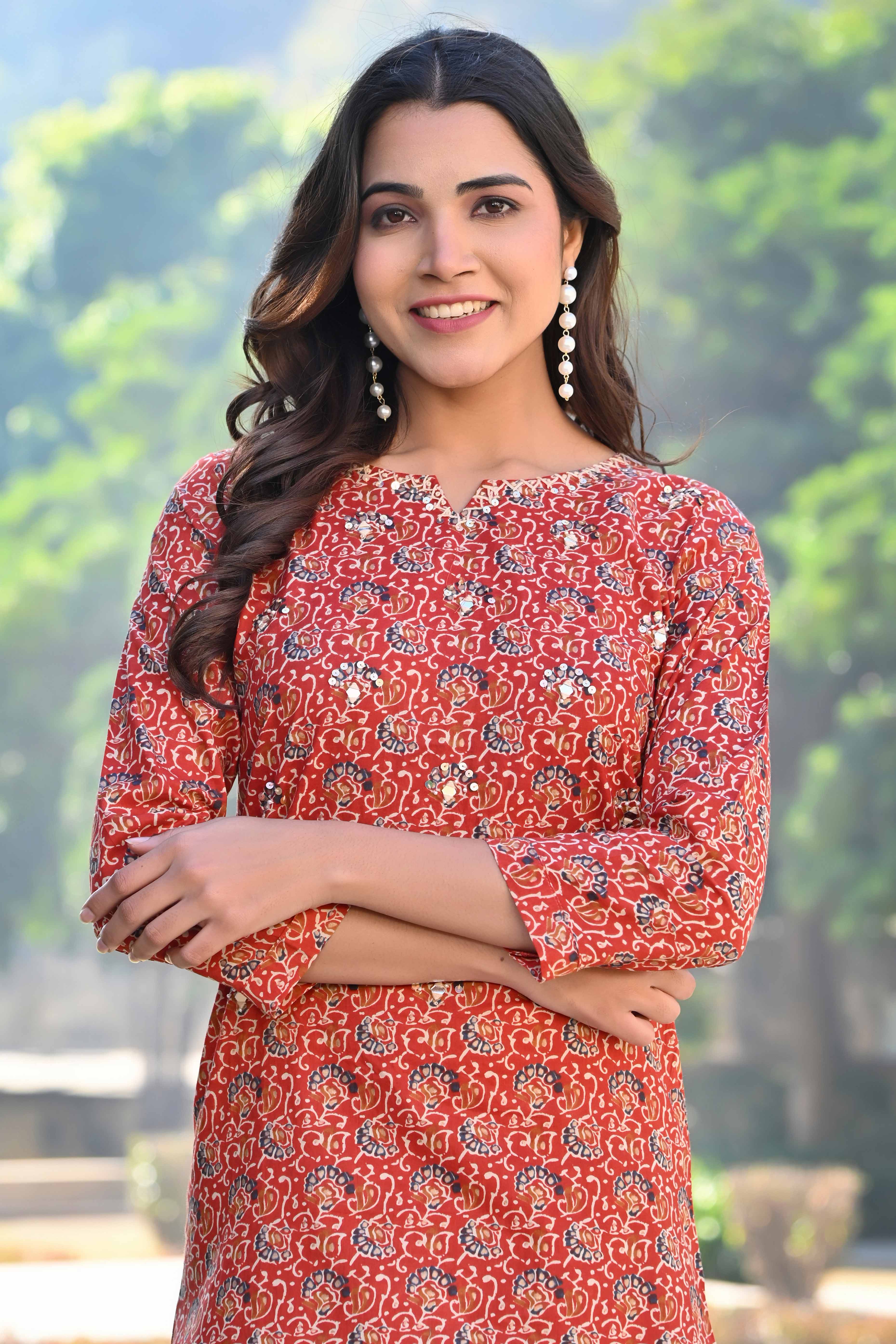 Red Floral Printed Pure Cotton Straight Kurti