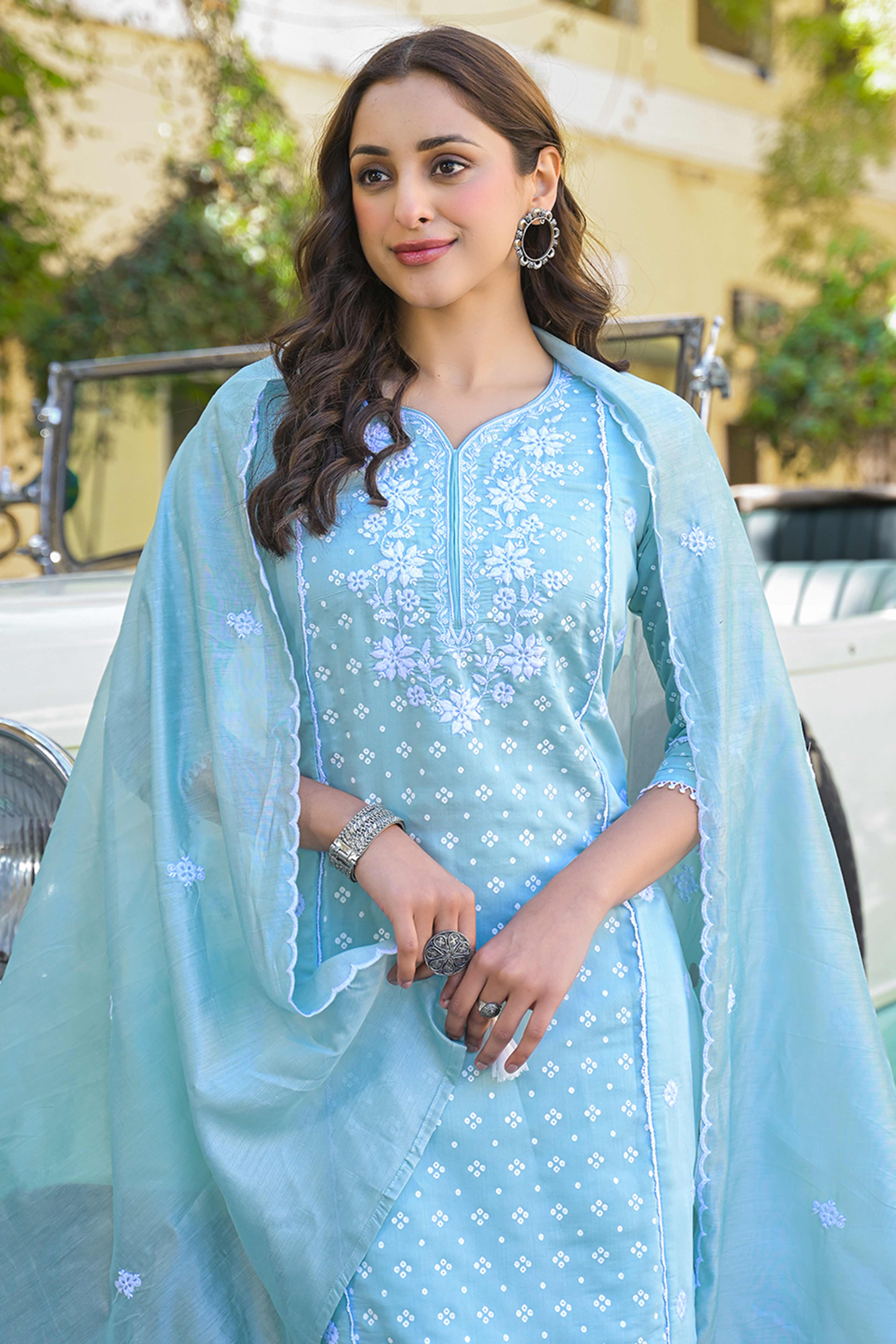 Turquoise Floral Embroidered Chanderi Silk Straight Salwar Suit