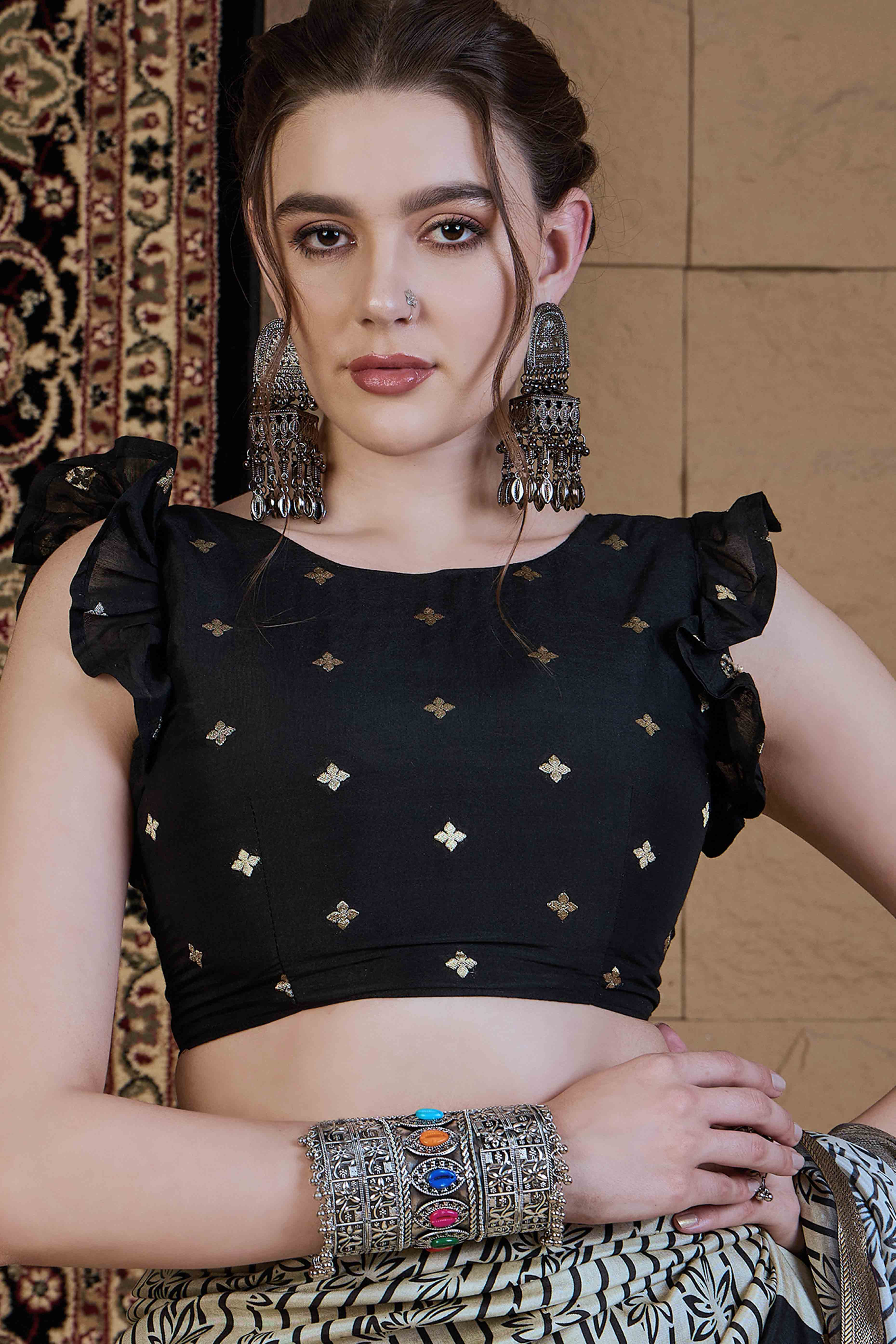 Off White & Black Floral Printed Viscose Saree