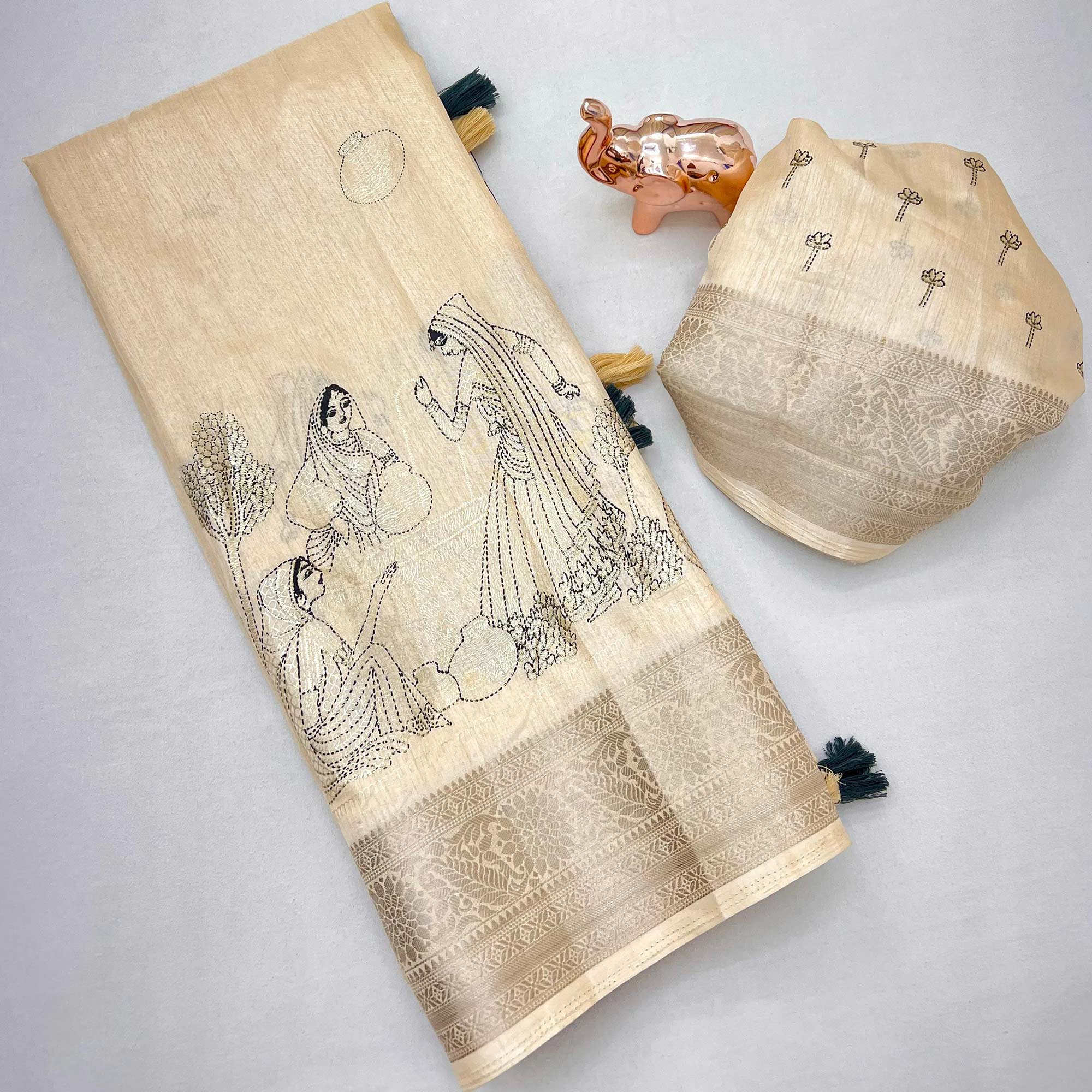 Traditional Print With Weaving Dola Silk Saree in Soft Cream Hue