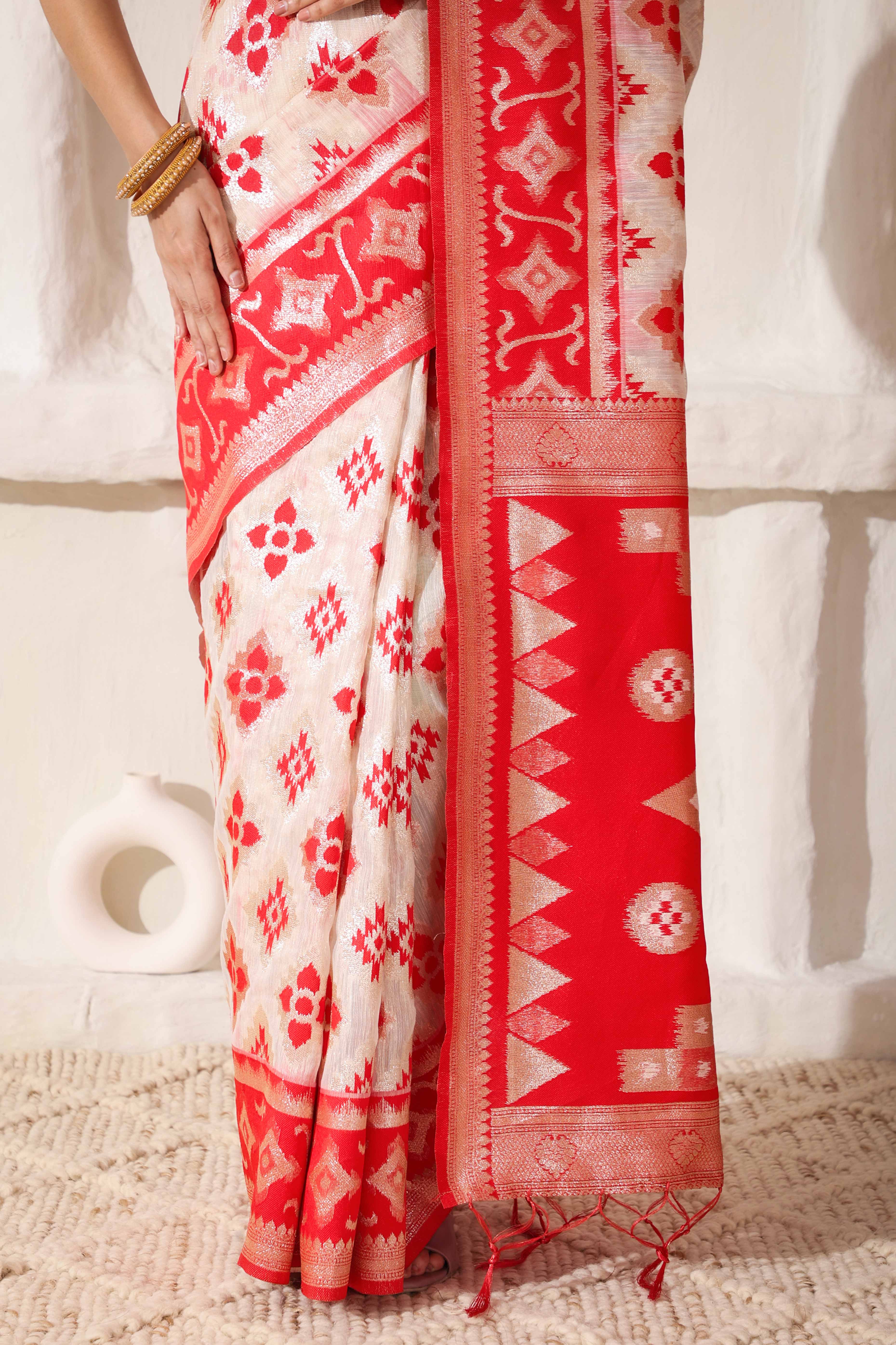 Traditional Zari Weaving On White & Red Linen Cotton Saree With A Charming Tassel Pallu