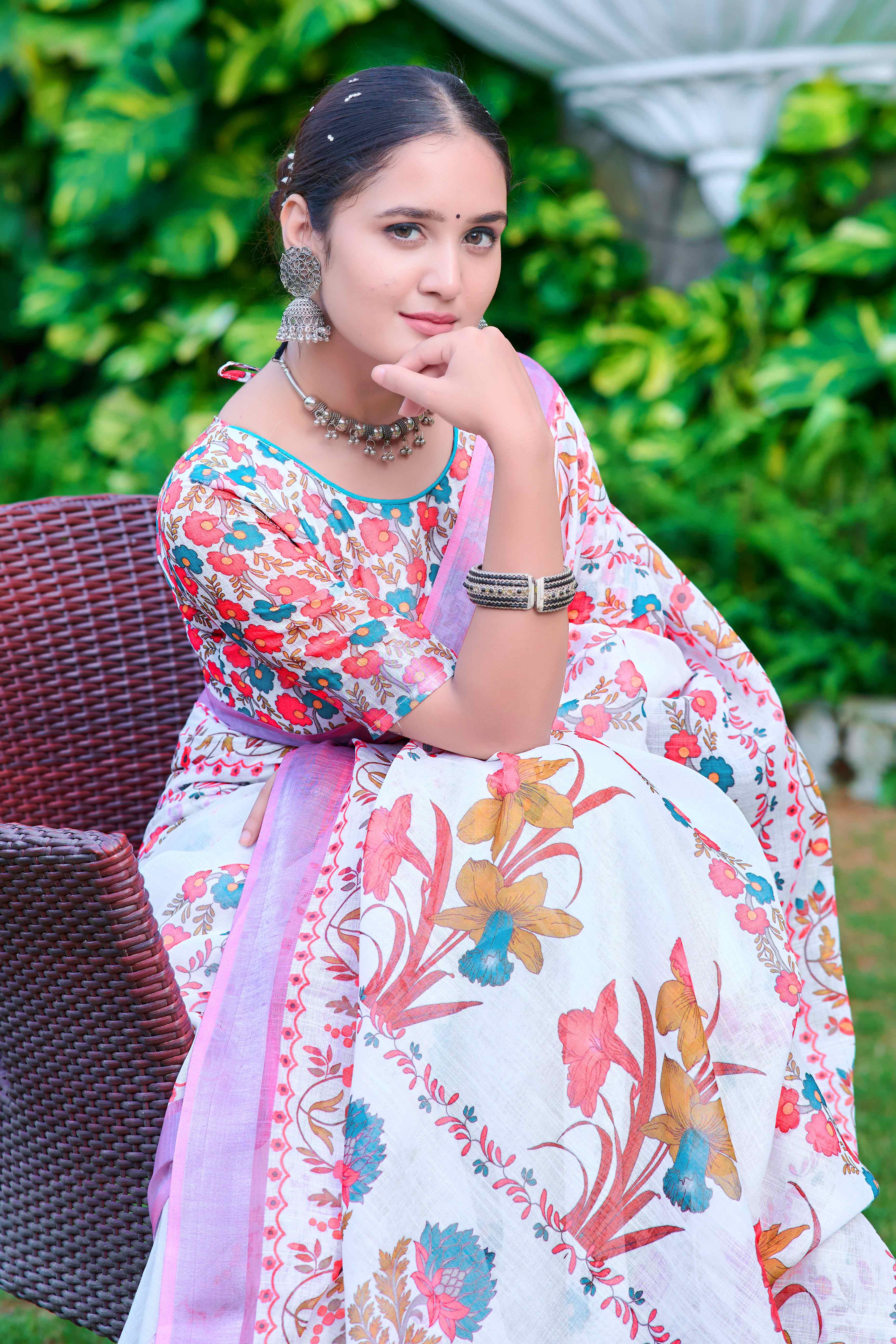 White & Pink Floral Printed Linen Saree