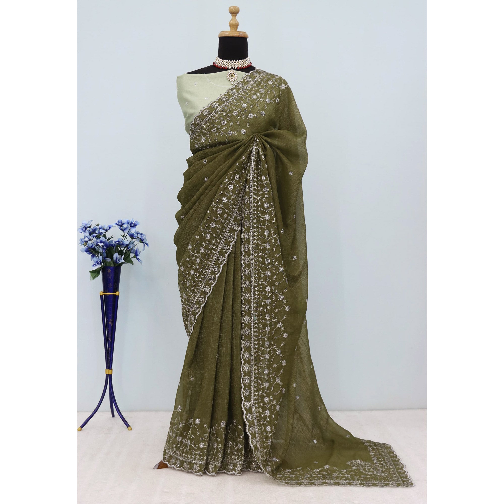 Mehendi Green Silk Blend Crush Saree Adorned With Floral Thread Embroidery & Sequins