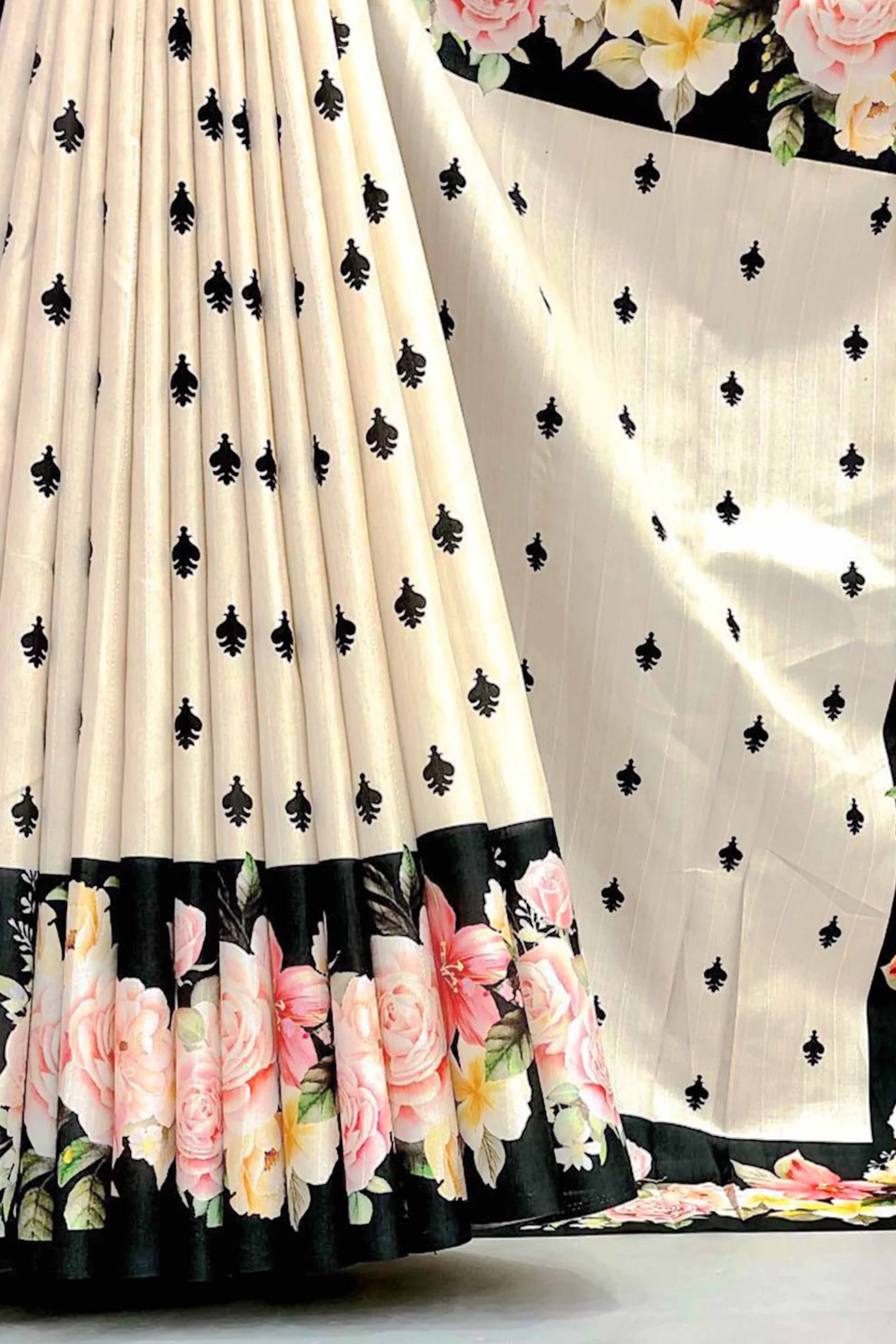 Charming Cream Saree In Cotton Silk Featuring Graceful Floral Digital Prints With Tassel Pallu