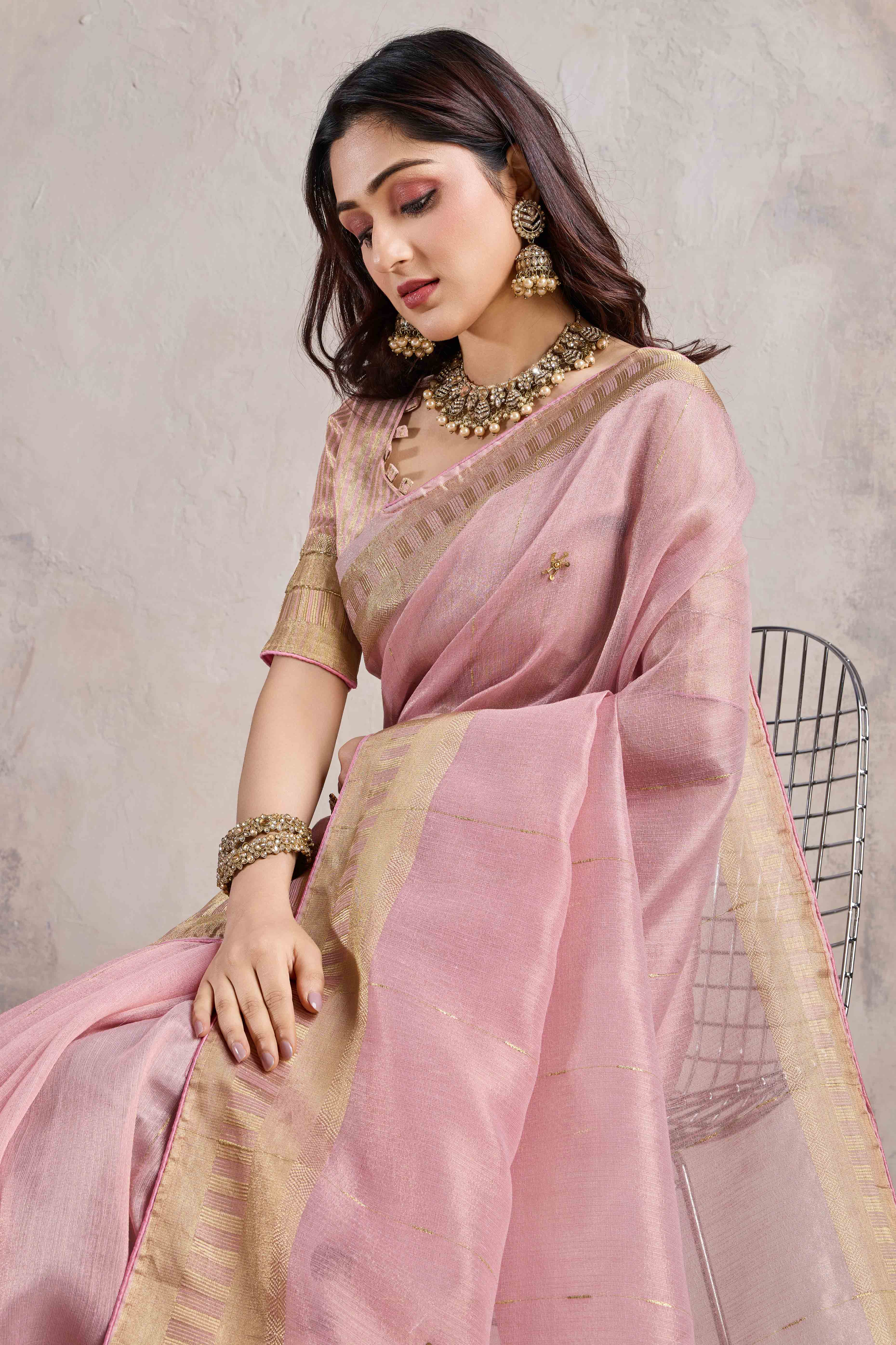 Pink Beads Work Woven Linen Slub Saree