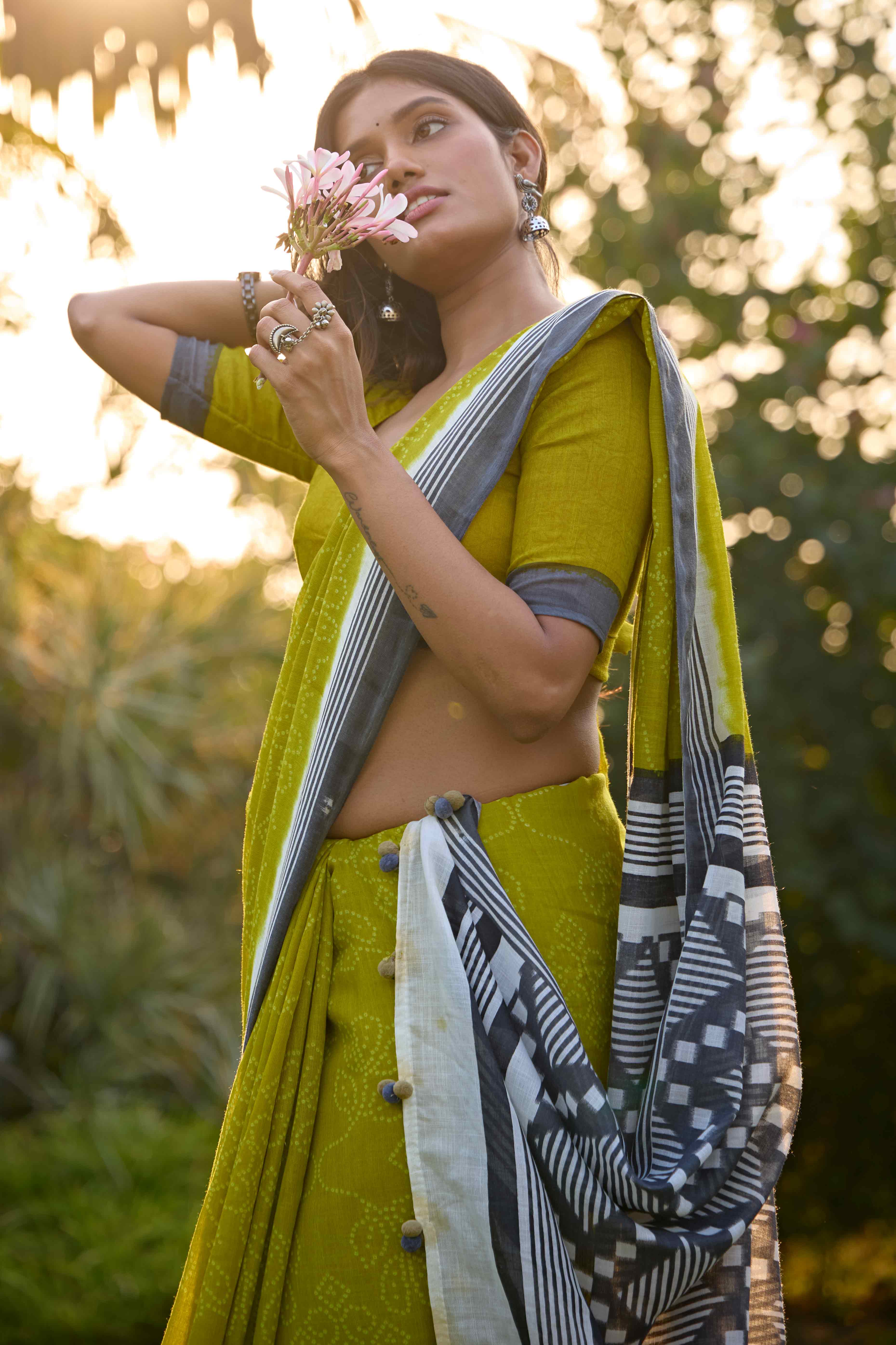 Green Bandhani Printed Linen Saree