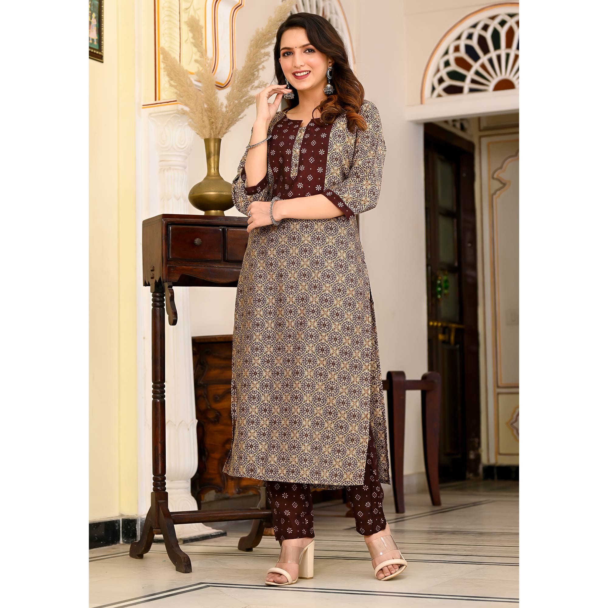 SVC-15399-BROWN