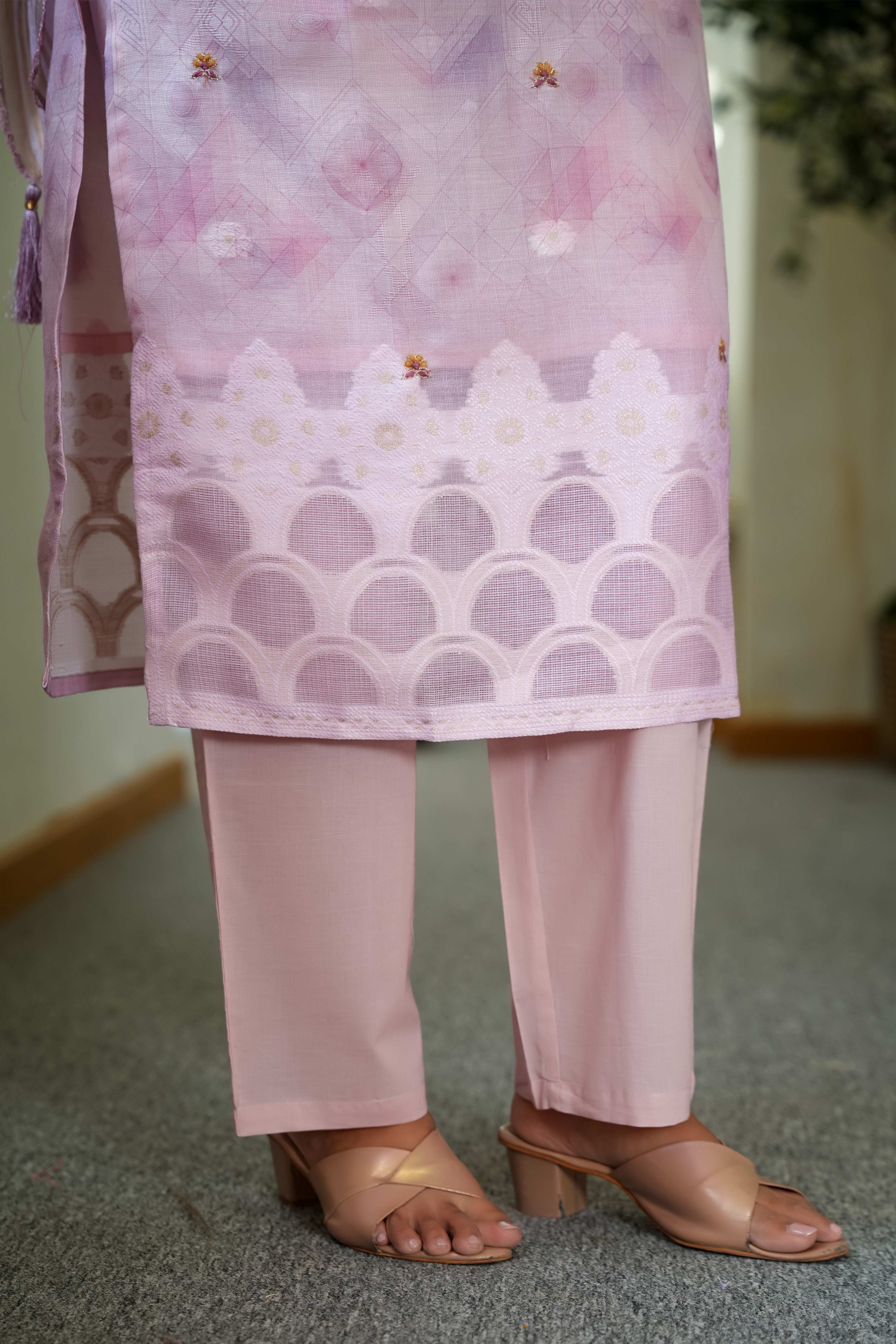 Sophisticated Onion Pink Linen Jacquard Suit Adorned with Floral Embroidered Patterns