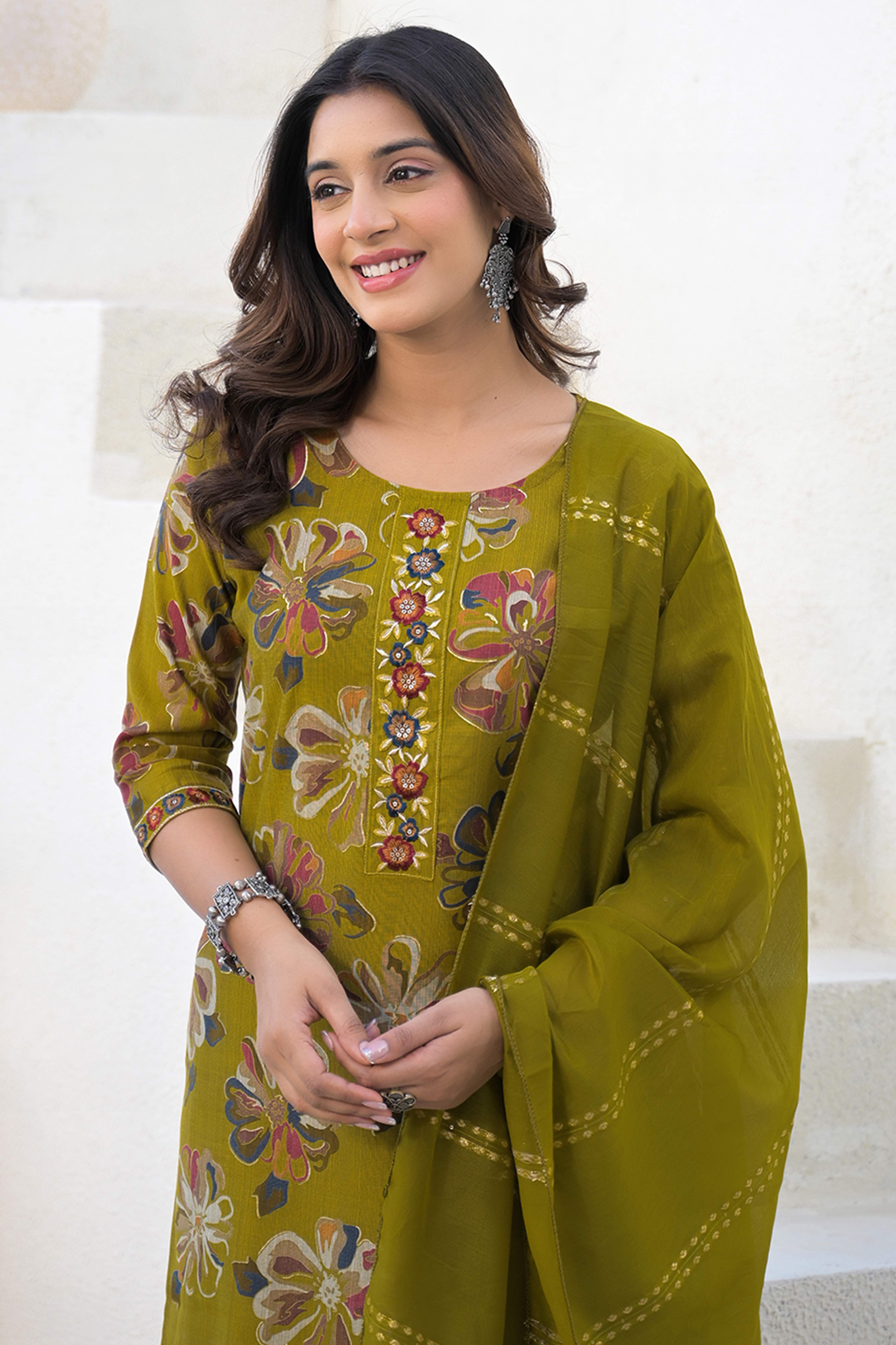 Stylish Green Straight Salwar Suit with Floral Pattern