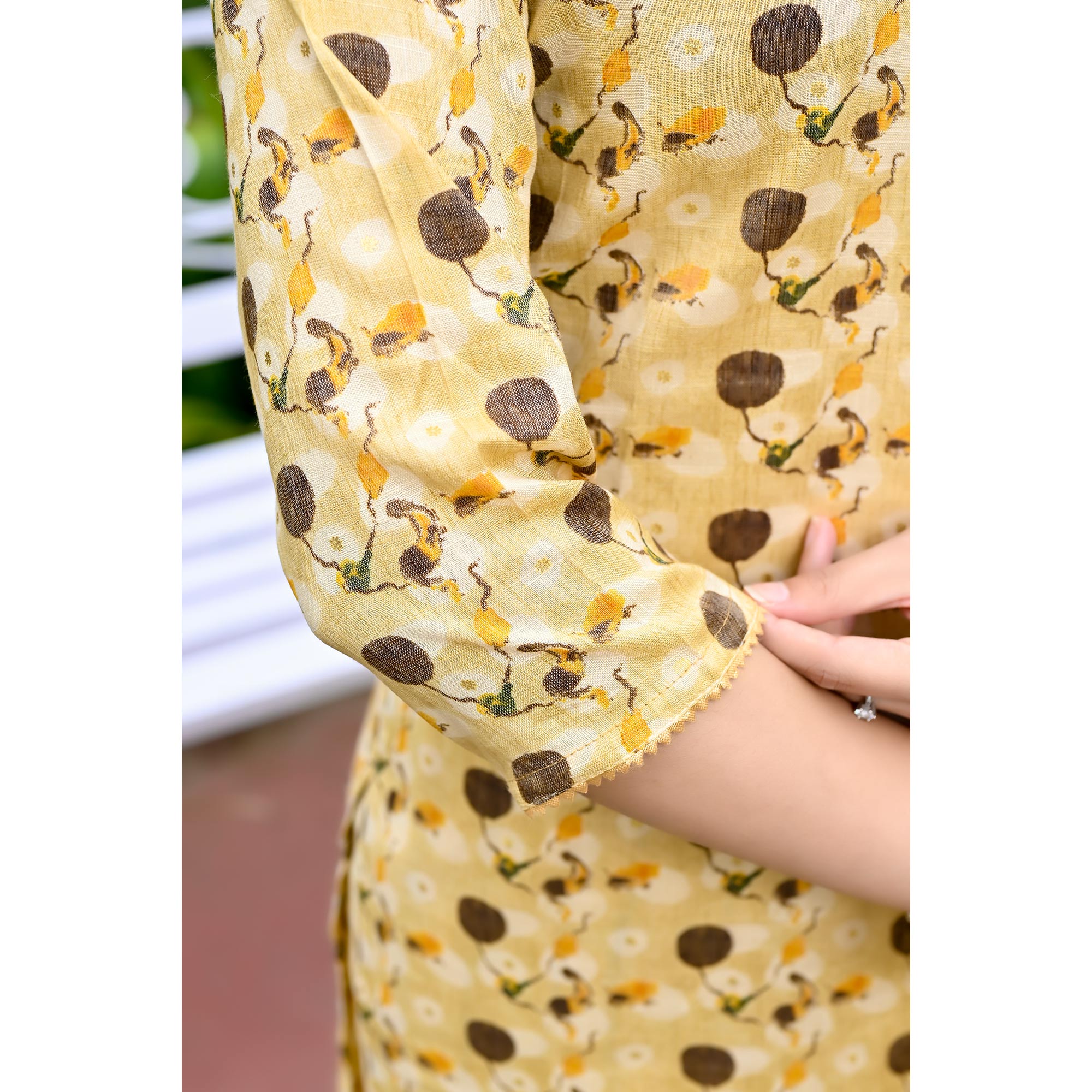 AARD-KNGNA-1536-CREAM