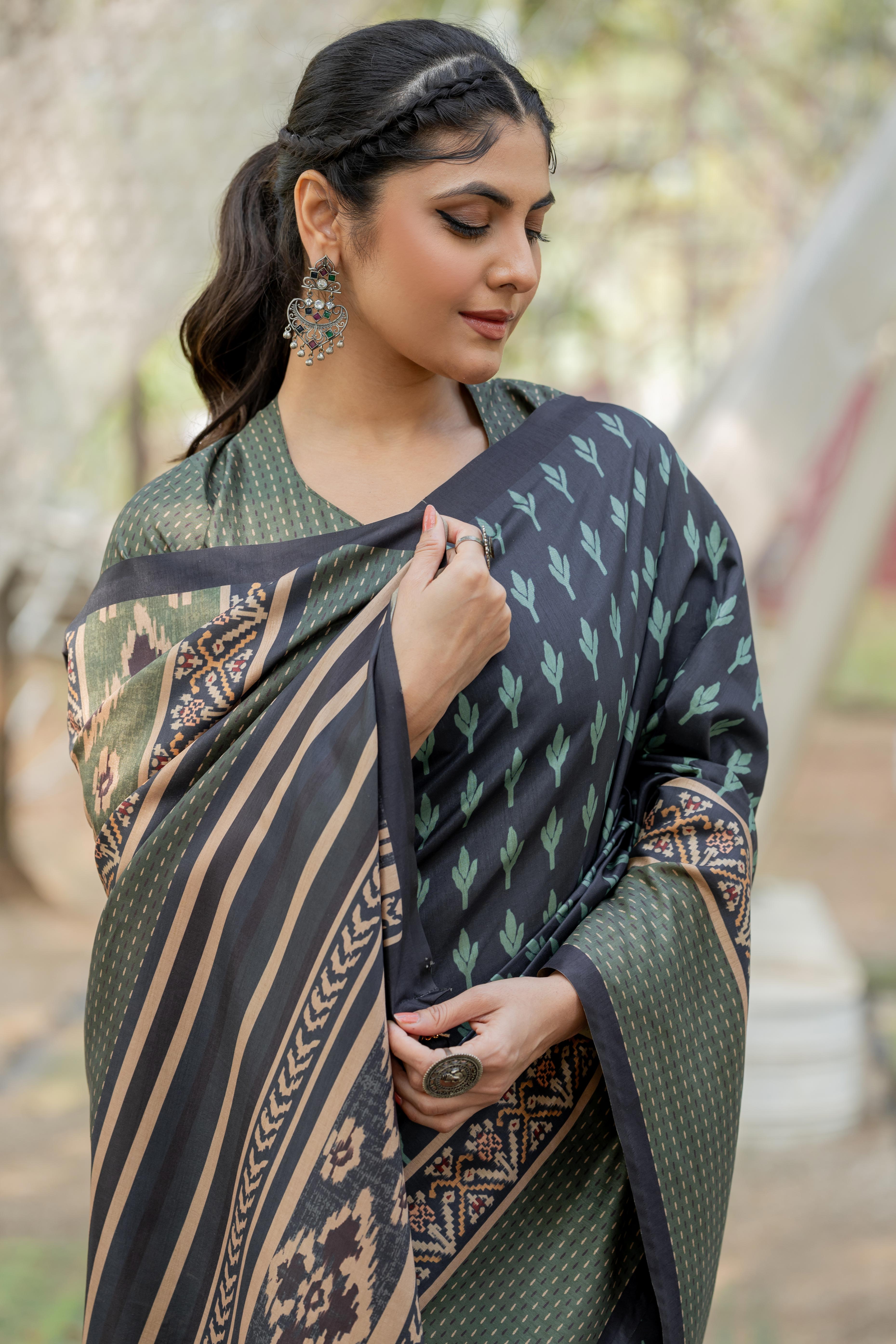 Navy Blue Kozi Cotton Silk Saree Showcasing Digital Prints and Soft Tassel Edging