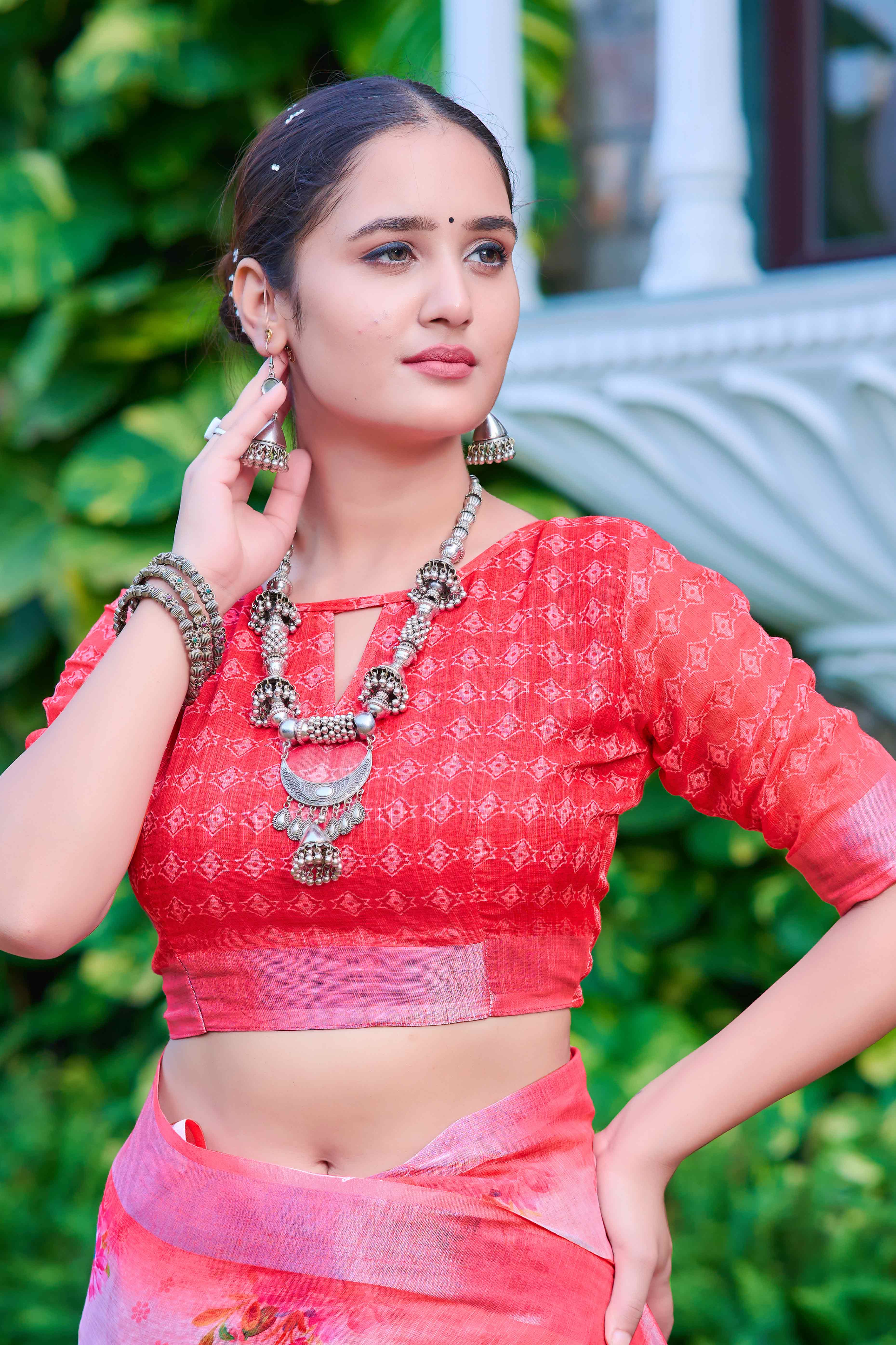 Peach Floral Printed Linen Saree