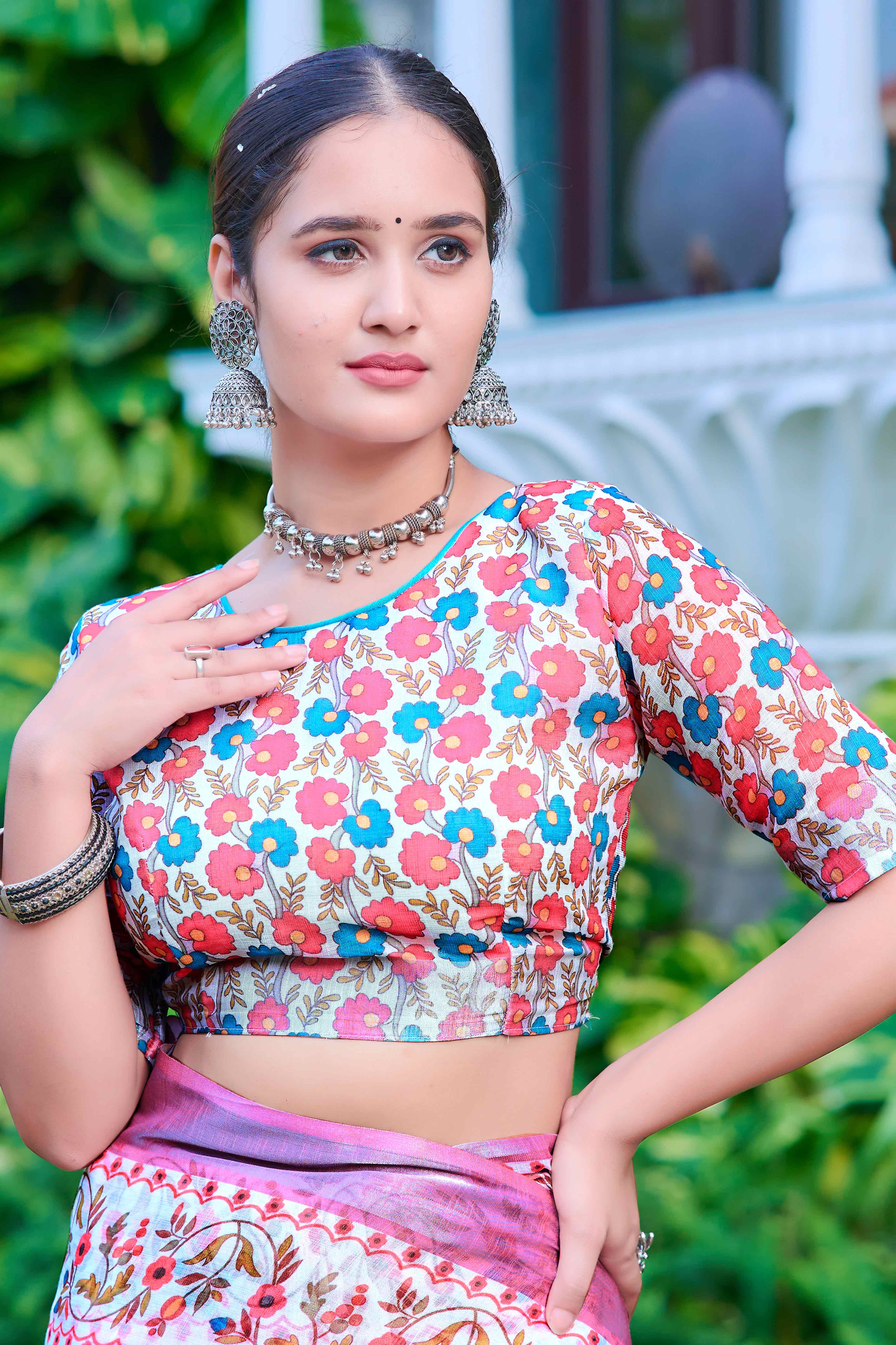 White & Pink Floral Printed Linen Saree