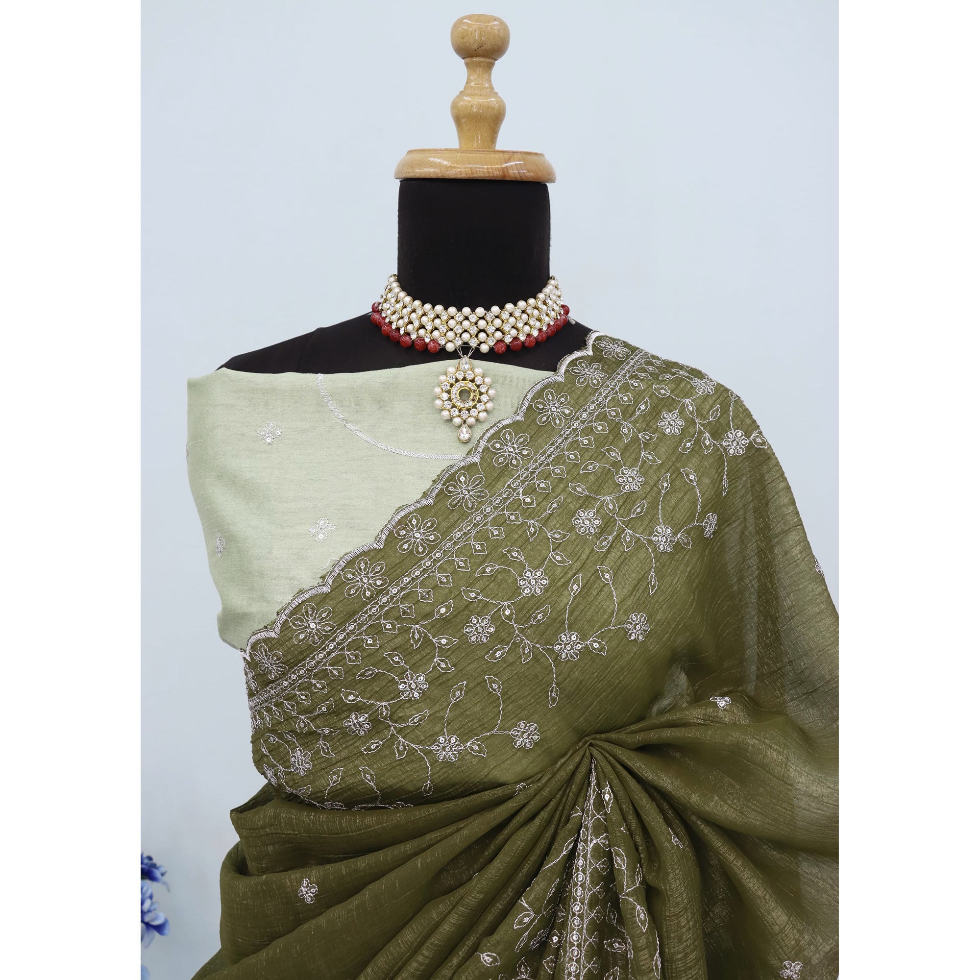 Mehendi Green Silk Blend Crush Saree Adorned With Floral Thread Embroidery & Sequins