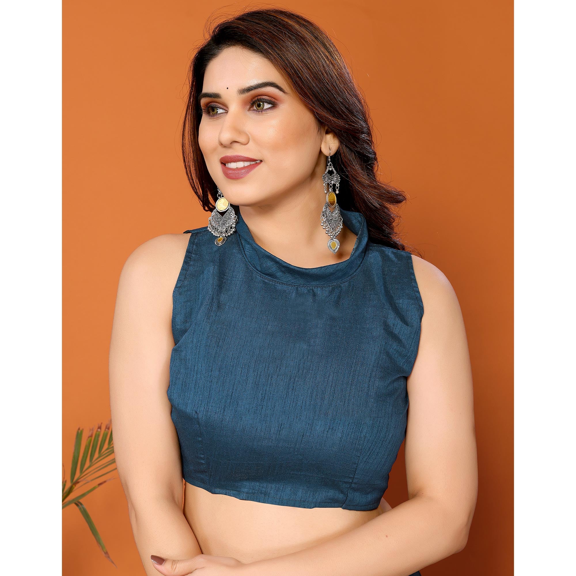 Teal Embellished Georgette Saree With Mirror Work