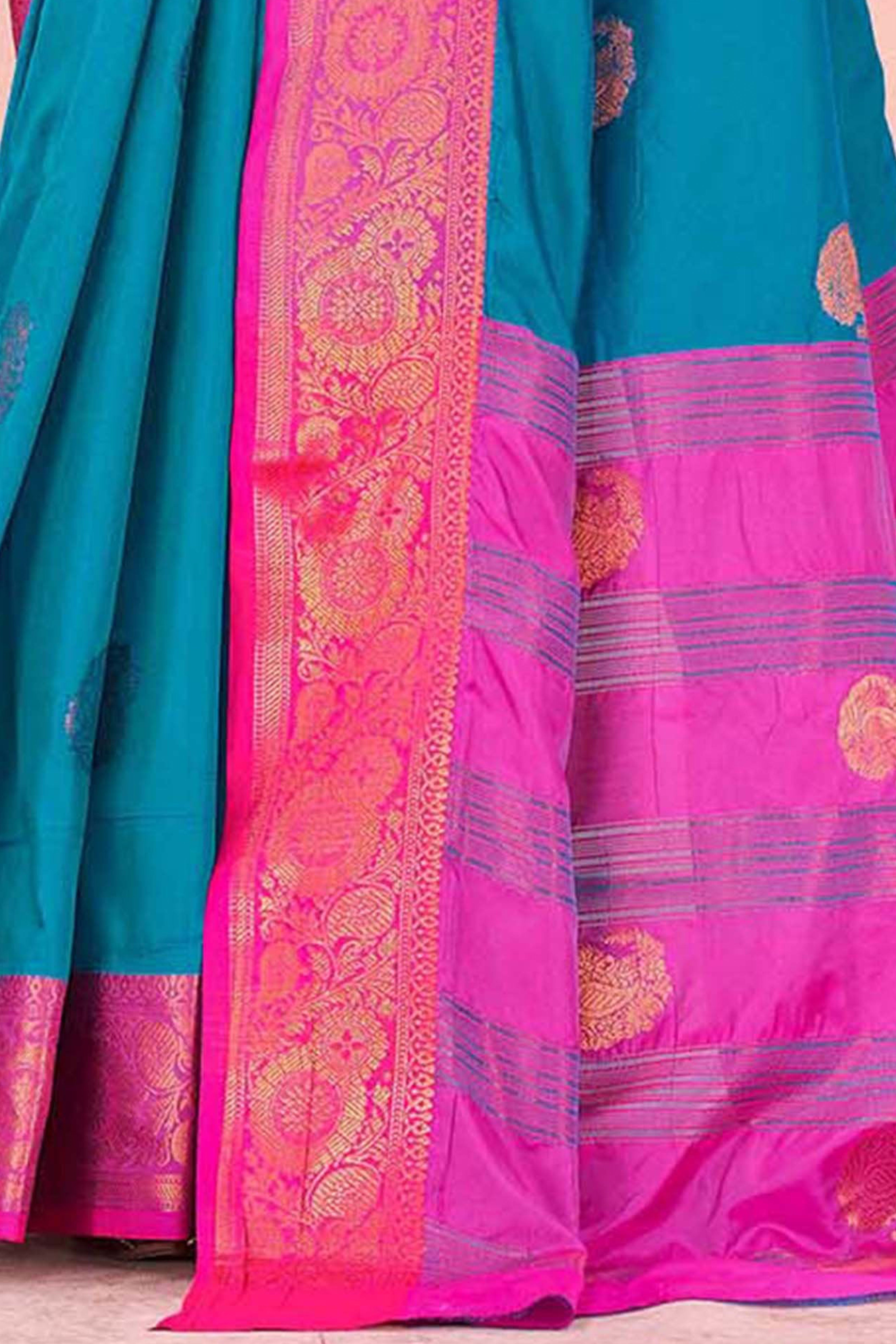 Blue Silk Blend Saree Adorned With Zari Woven Floral & Paisley Design