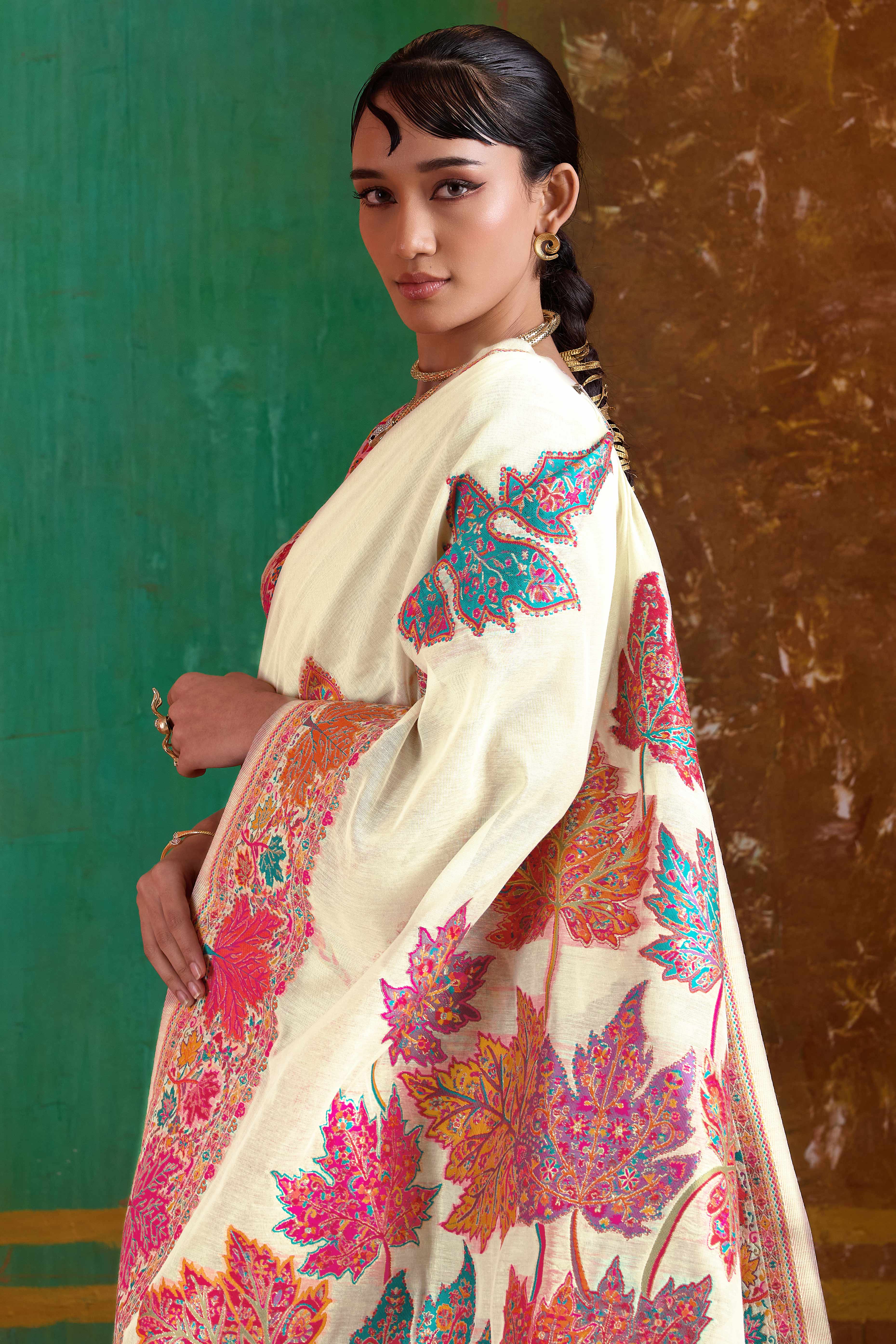 Luxurious Offwhite Leaf Motif Pashmina Weaving Modal Cotton Blend Saree With Refined Appeal