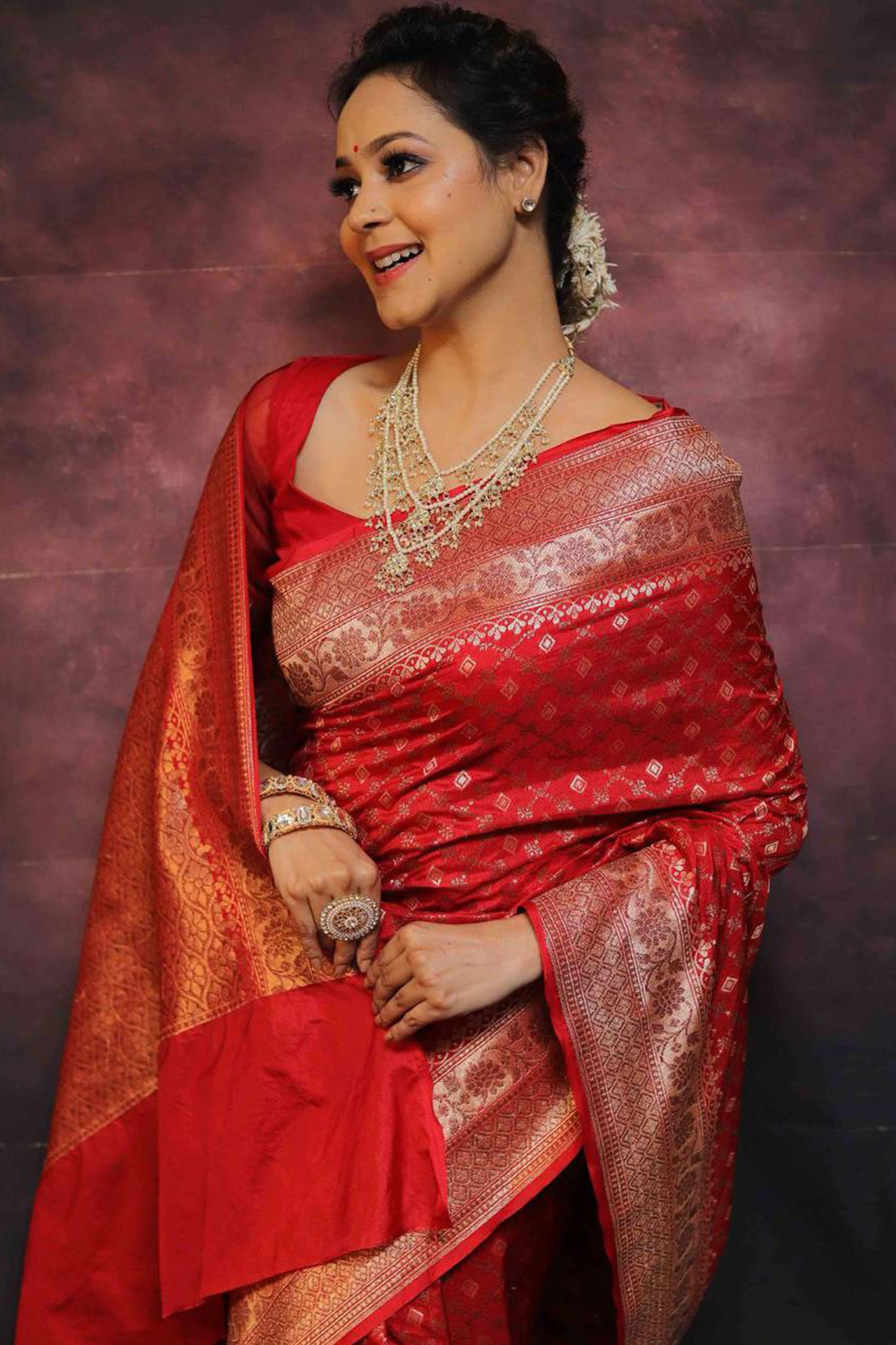 Red Floral Woven Lichi Banarasi Silk Saree