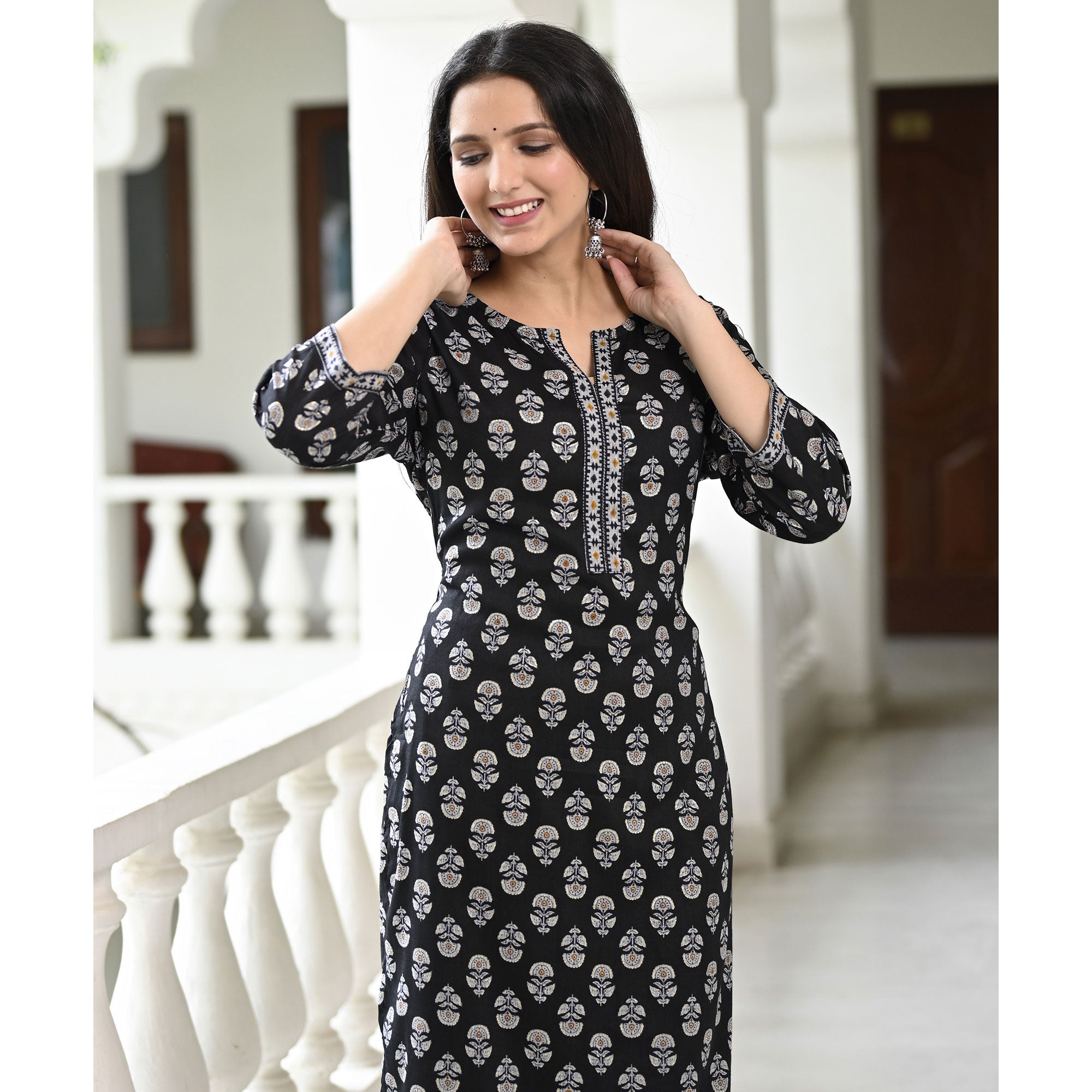 Black Floral Printed Rayon Kurti Pant Set