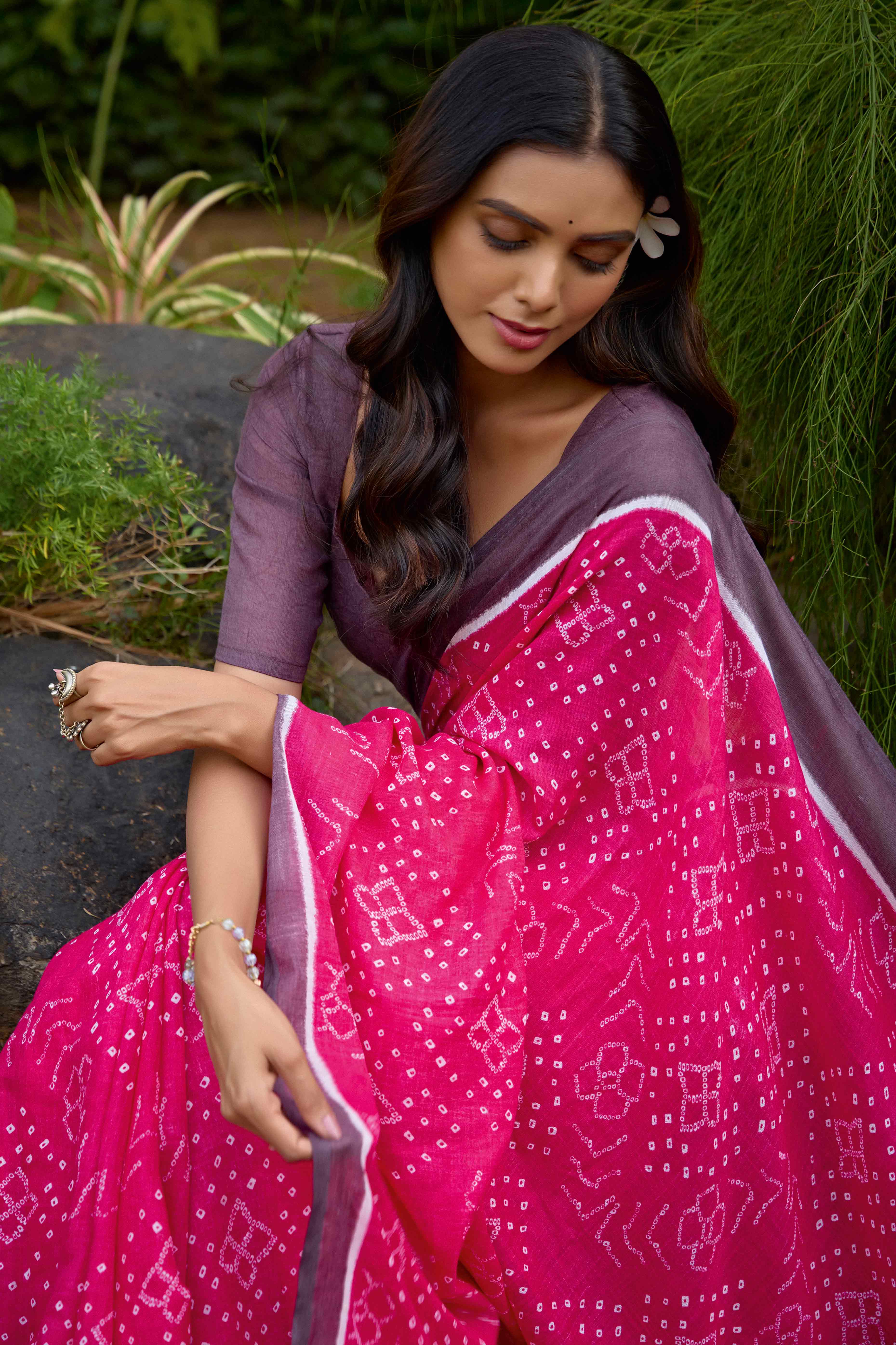Pink Bandhani Printed Linen Saree