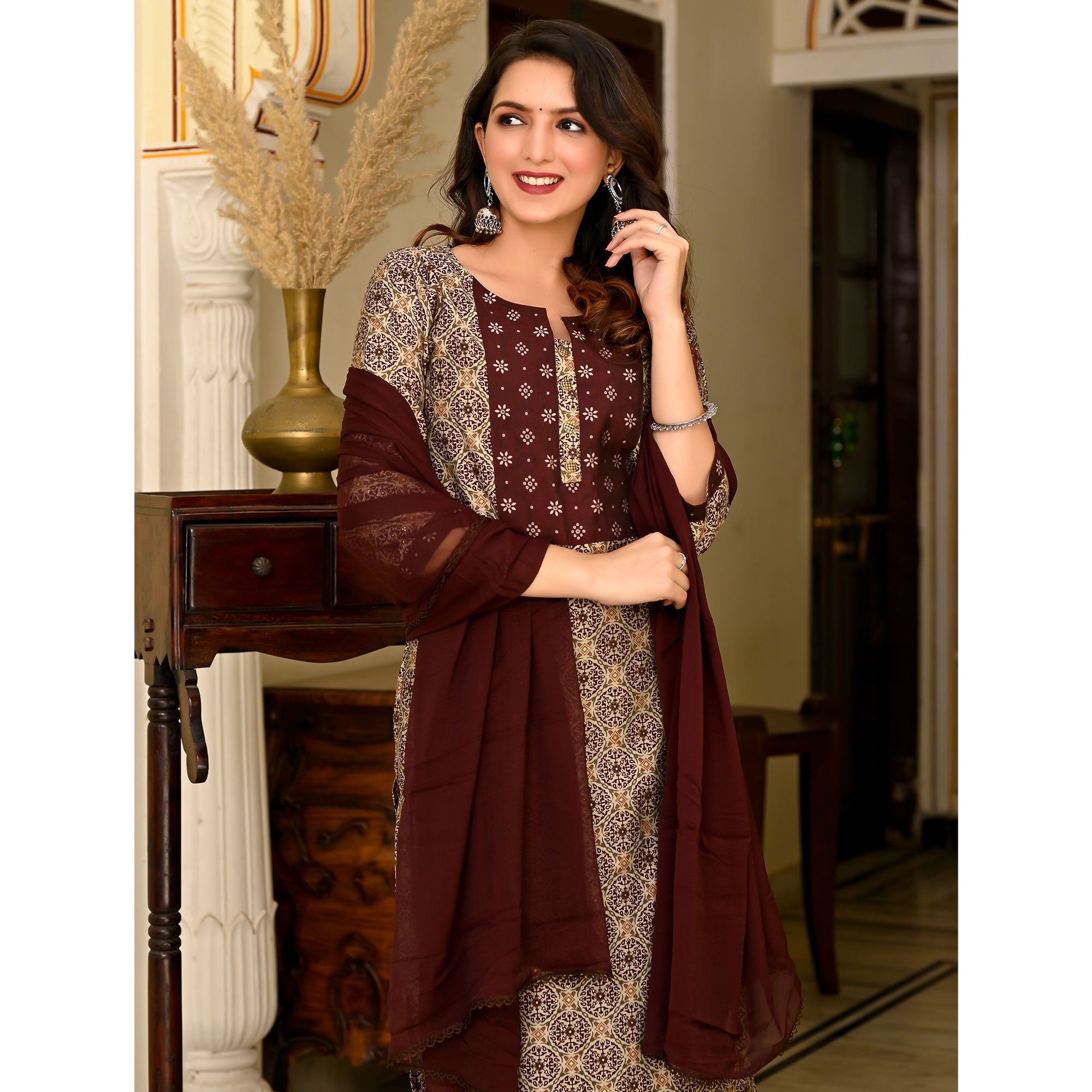 SVC-15399-BROWN