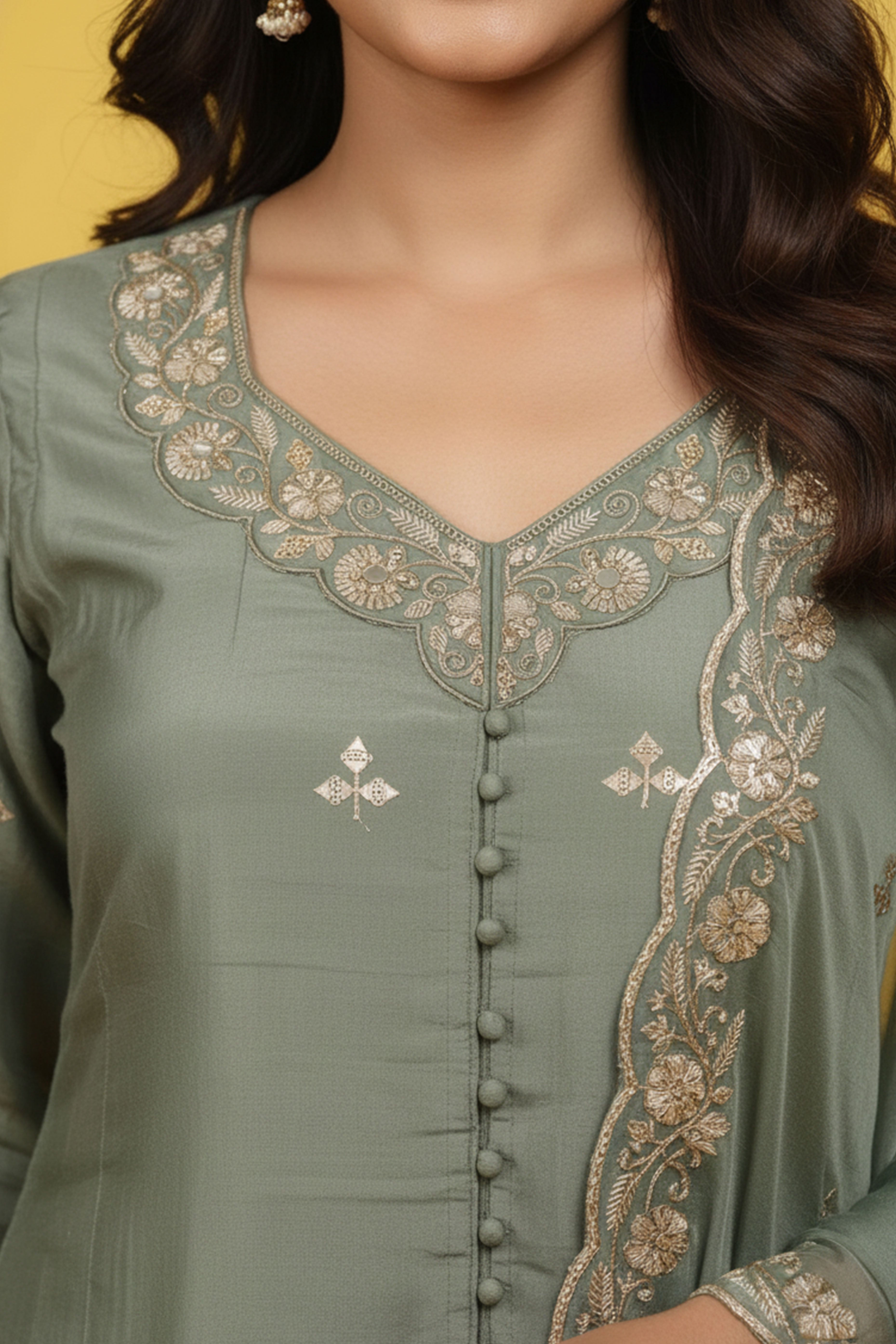 Green Elegant Chanderi Shimmer Blend Suit with Organza Dupatta & Sequins Embroidery