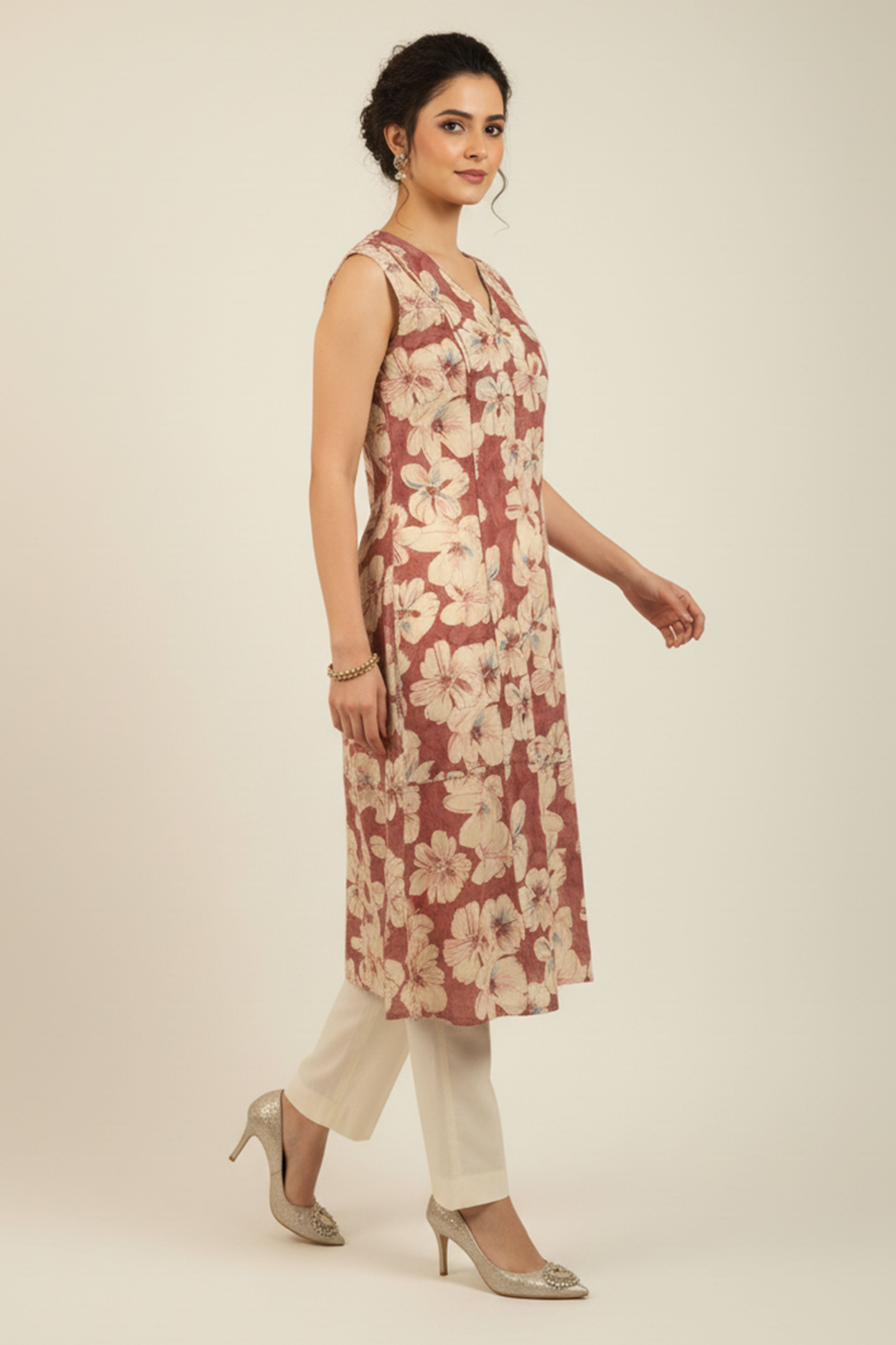 Stylish Pink Viscose Blend Kurti Dress Accented with Allover Floral Prints