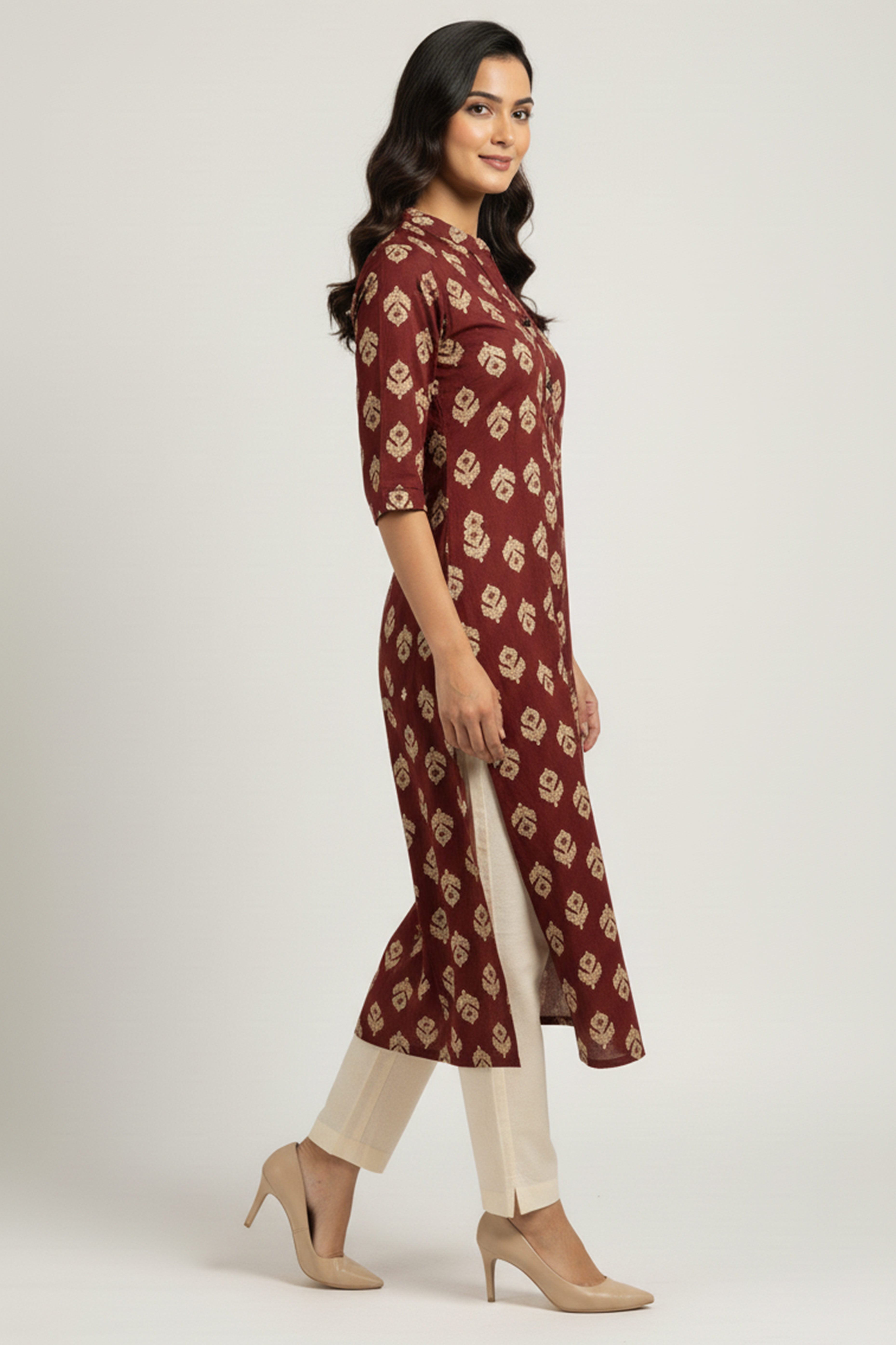 Comfortable Maroon Floral Print Straight Kurti Made in Rayon Fabric