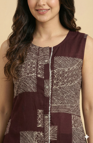 Wine Geometric Patterned Rayon Two-Piece Set Offering a Chic and Trendy Casual Style