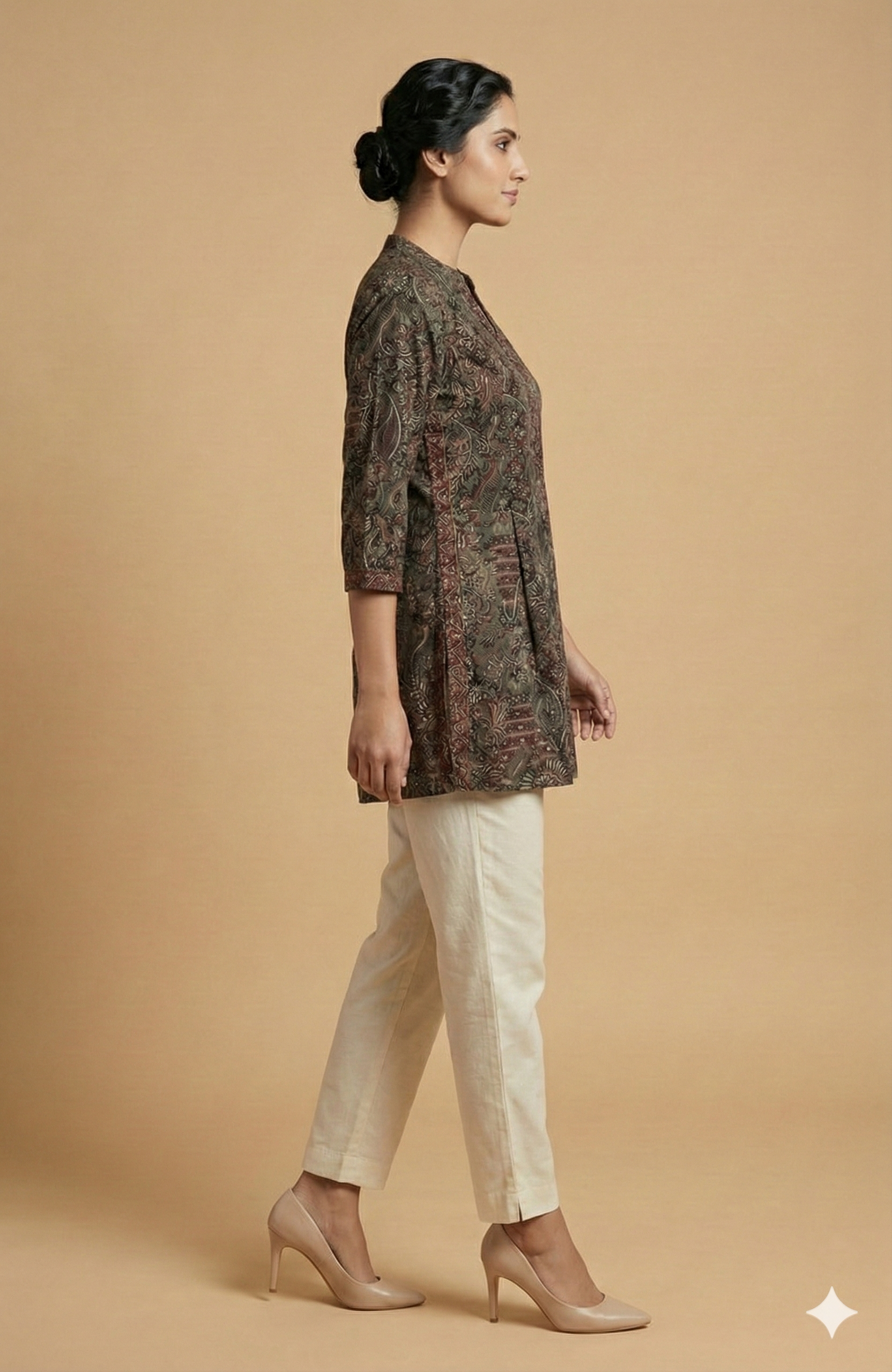 Black Floral Printed Rayon Short Straight Top for Casual Wear