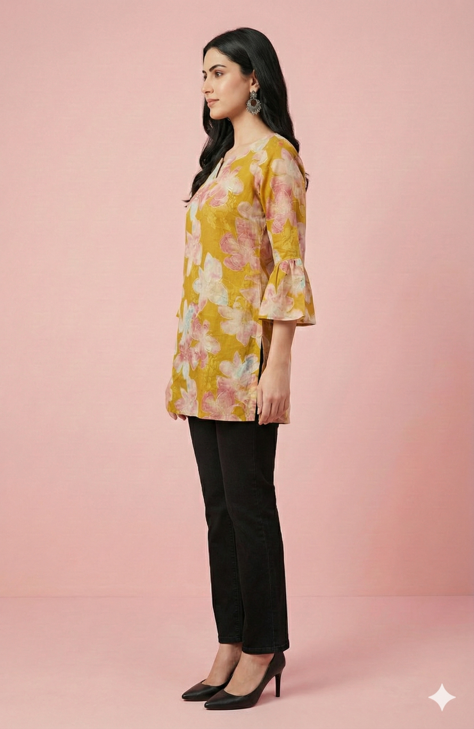 Green Floral Printed Rayon Short Straight Cut Top Designed for Effortless Everyday Style