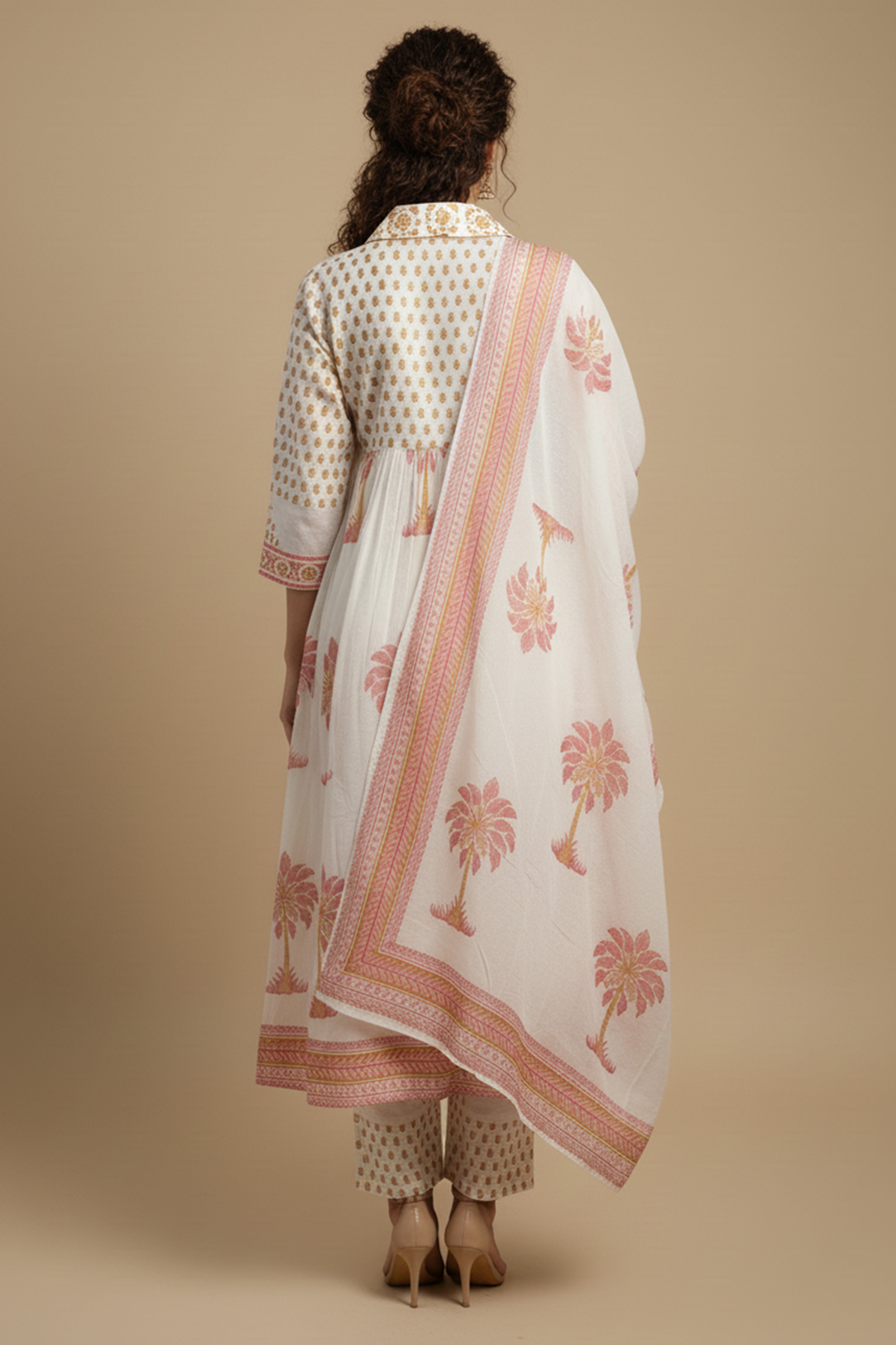 Breezy White Floral Printed Pure Cotton A-Line Suit Perfect for Festive Wear