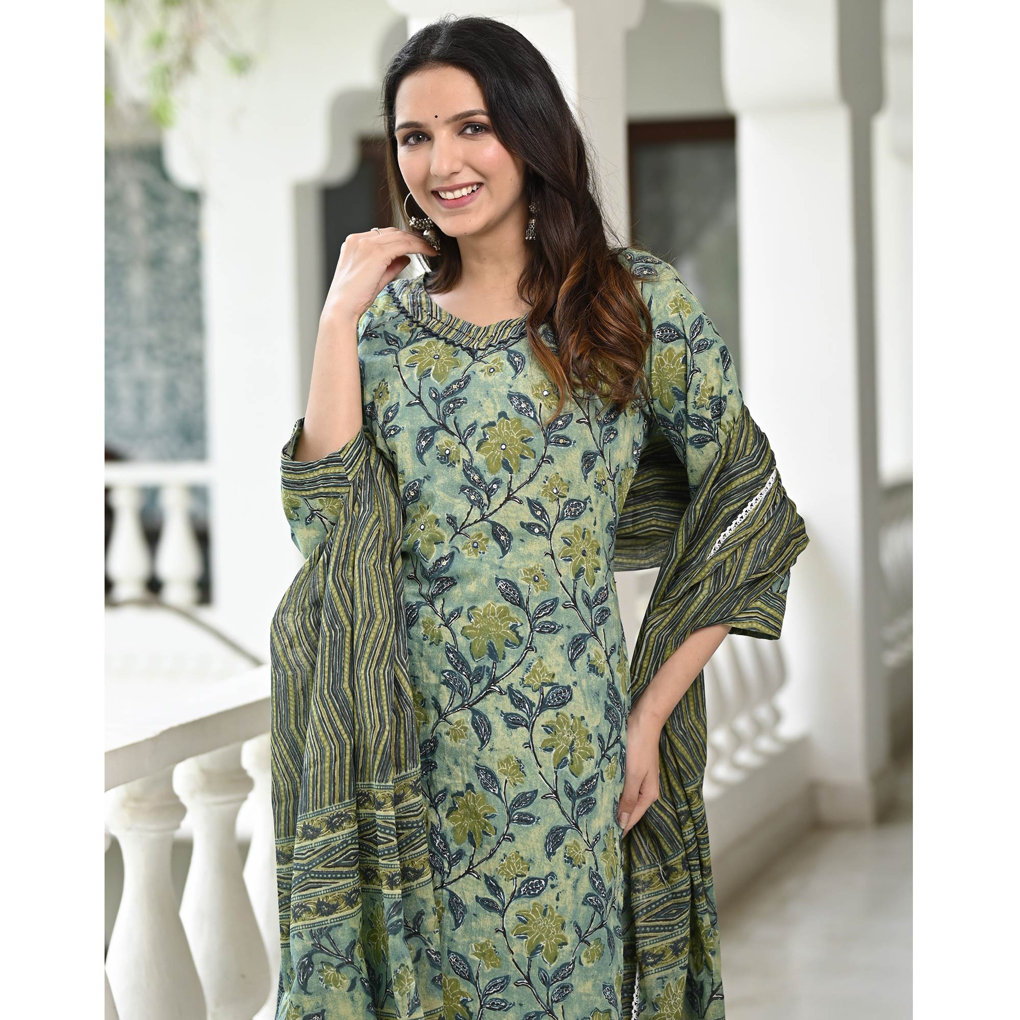 AARD-NAMAH-1639-GREEN