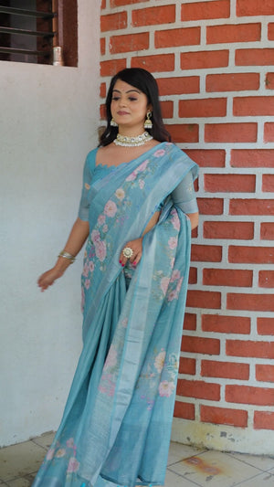 Beautiful Rama Green Tissue Handloom Saree with Detailed Digital Floral Embellishments