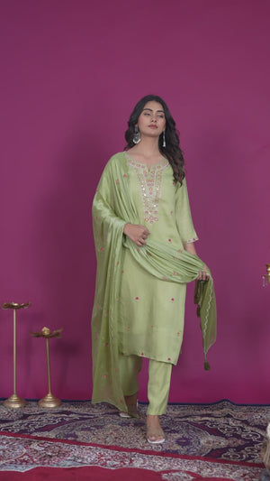 Green Floral Embroidered Pure Cotton Salwar Suit
