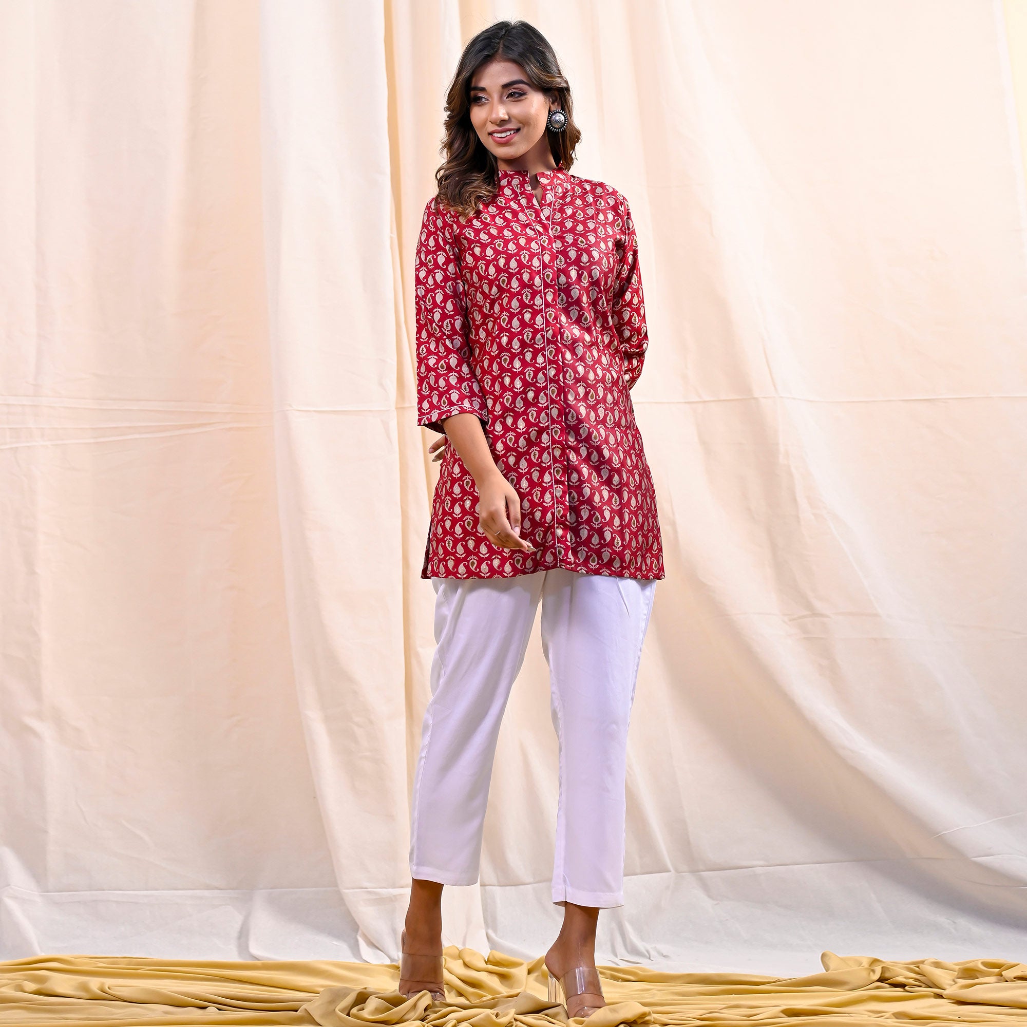 SVC-15352-RED