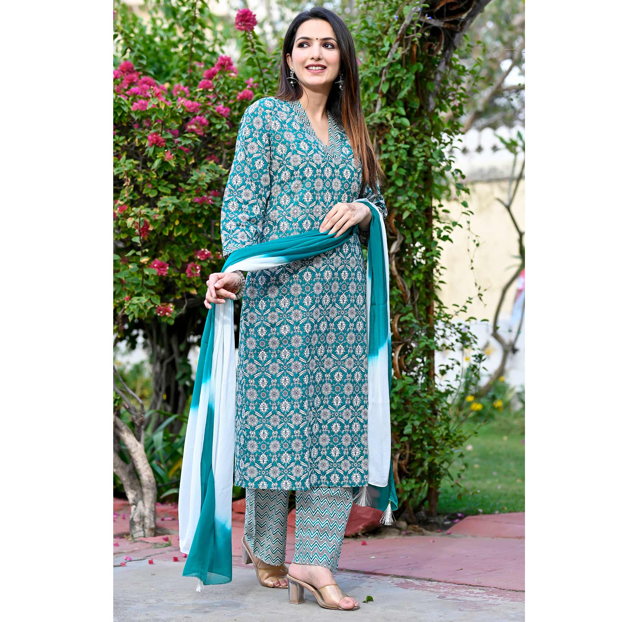 Green Floral Printed Pure Cotton Salwar Suit