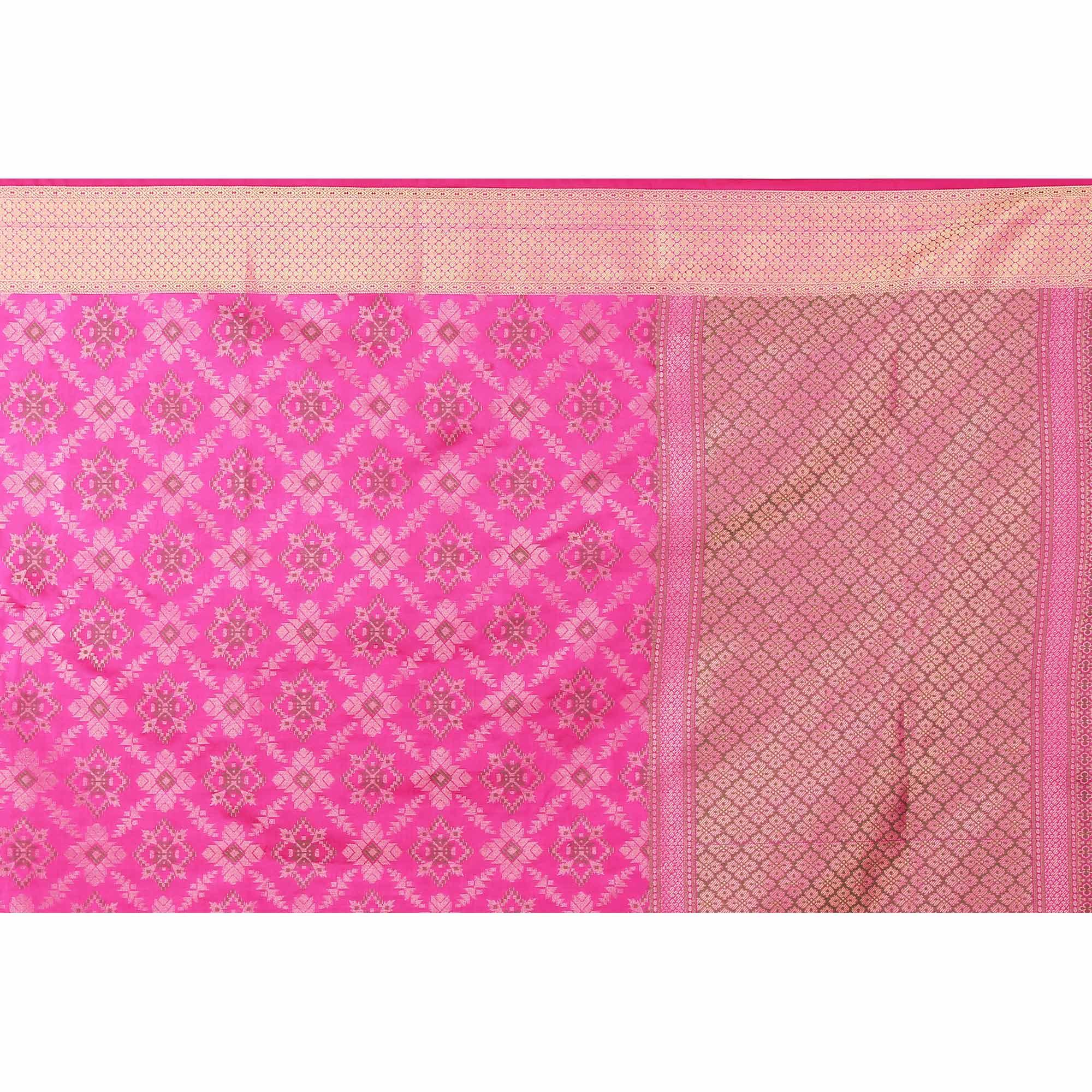 Attractive Pink Color festive Wear silk Saree - Peachmode