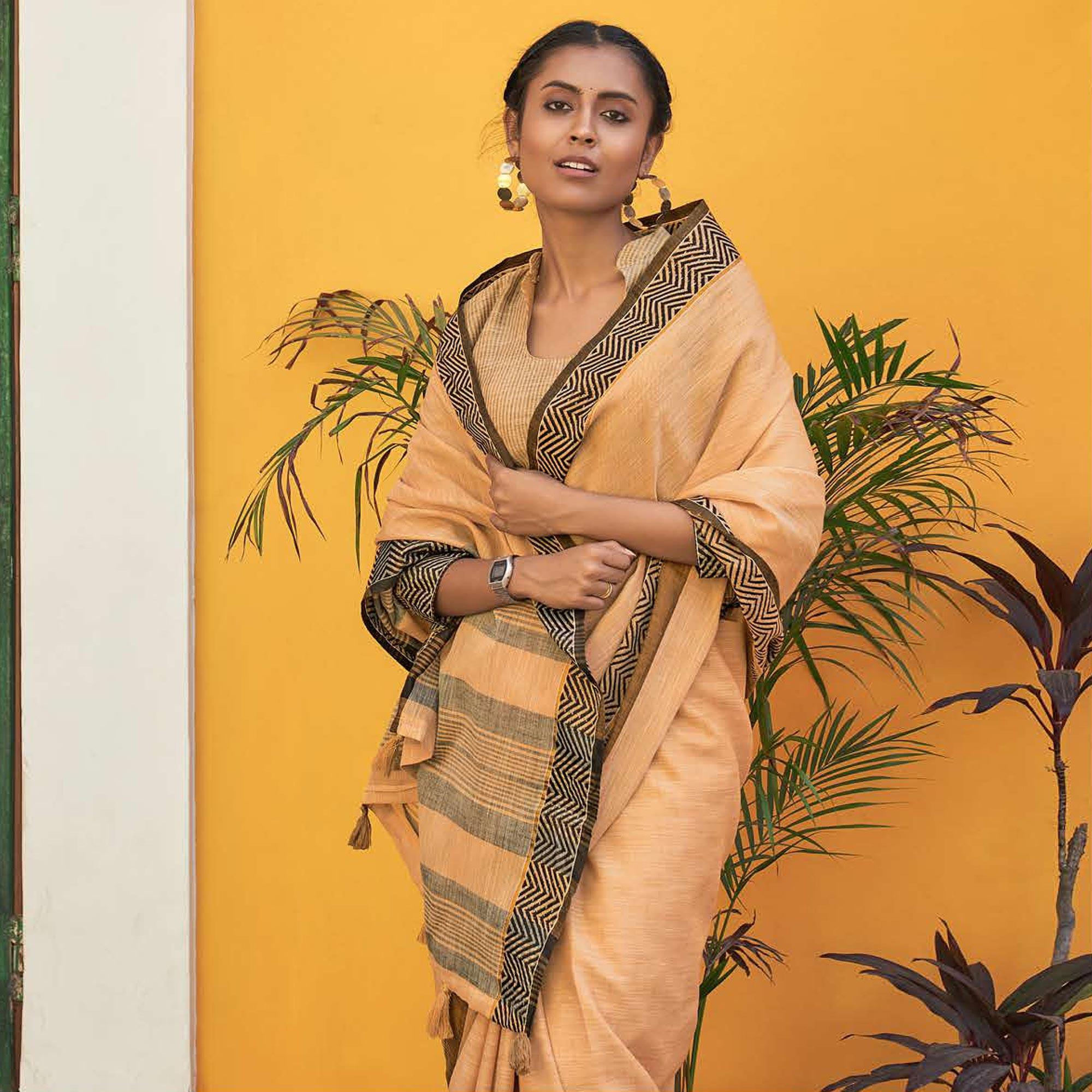 Beige Casual Wear Solid Linen Saree - Peachmode