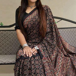 Black Digital Printed Linen Saree - Peachmode