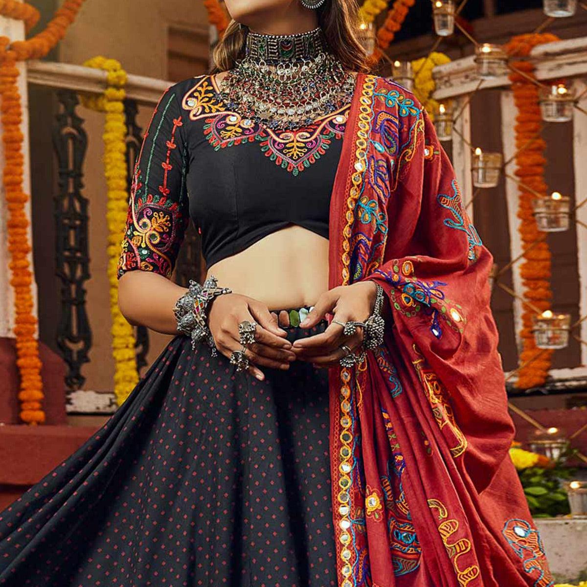 Black Printed Muslin Lehenga Choli - Peachmode