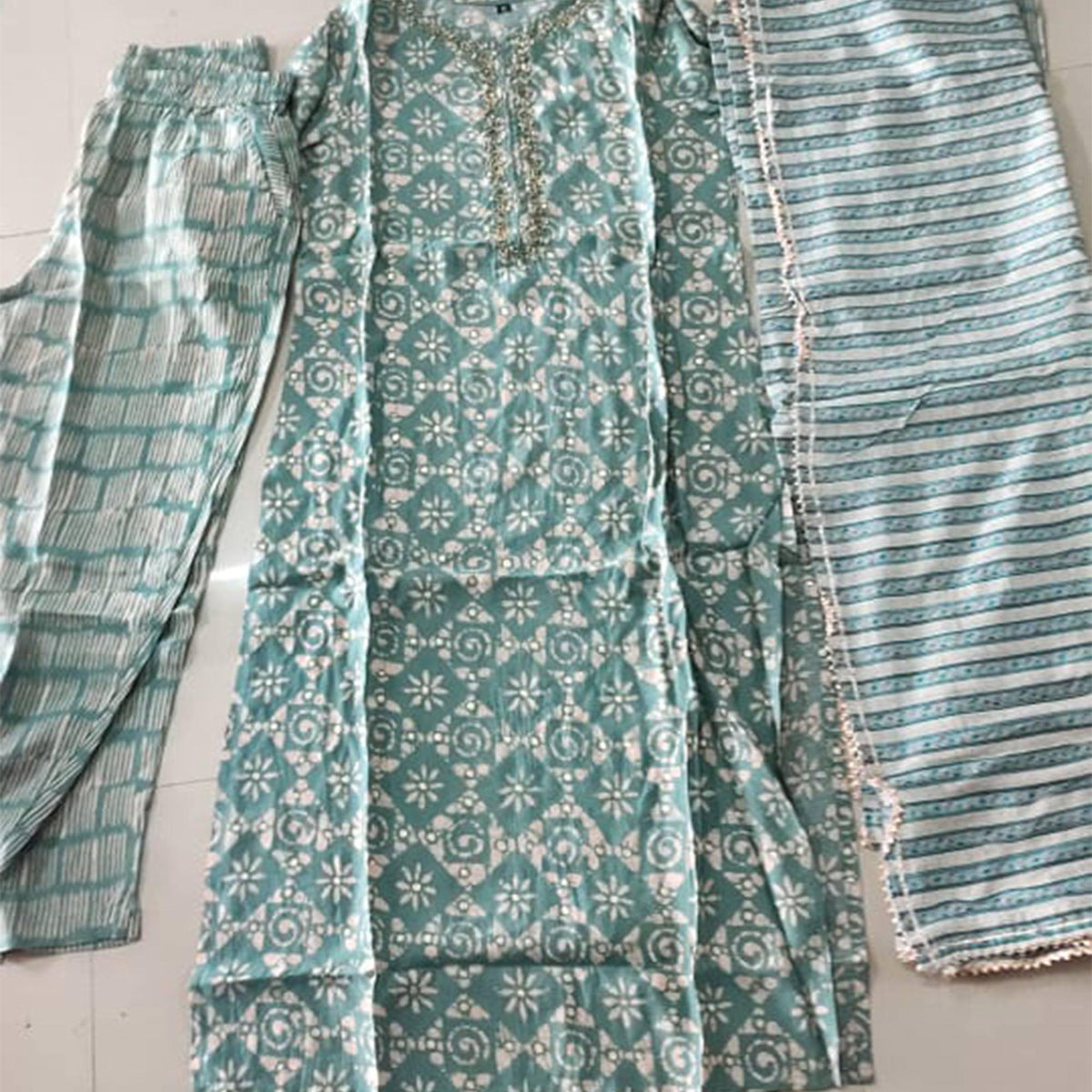Blue Printed Pure Cotton Kurti Pant Set With Dupatta - Peachmode