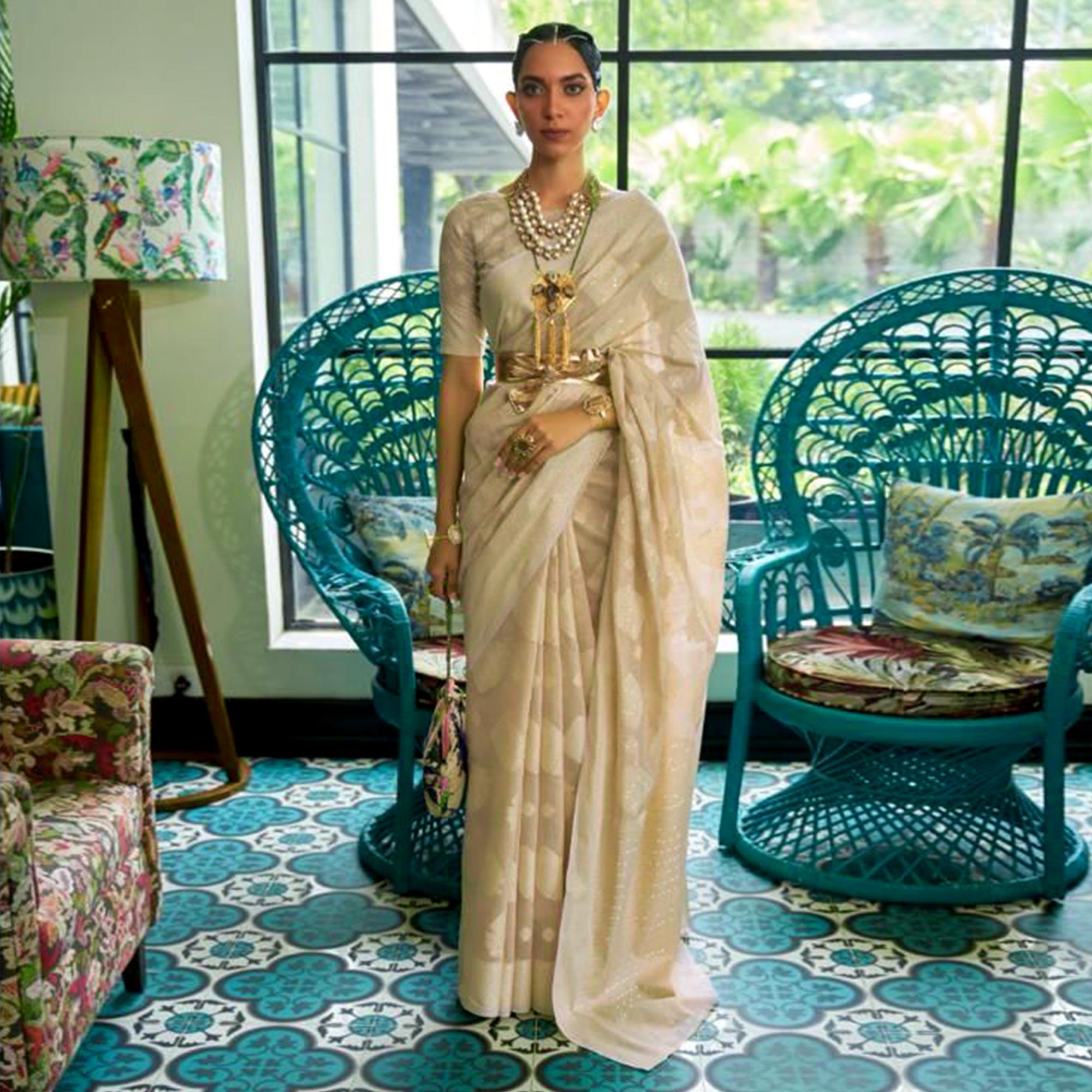 Brown Woven-Sequence Handloom Silk Saree - Peachmode