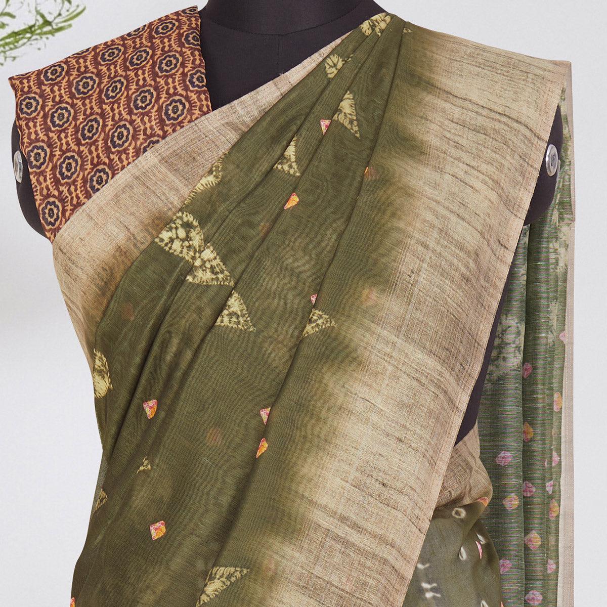 Captivating Green Coloured Casual Wear Printed Linen Saree - Peachmode