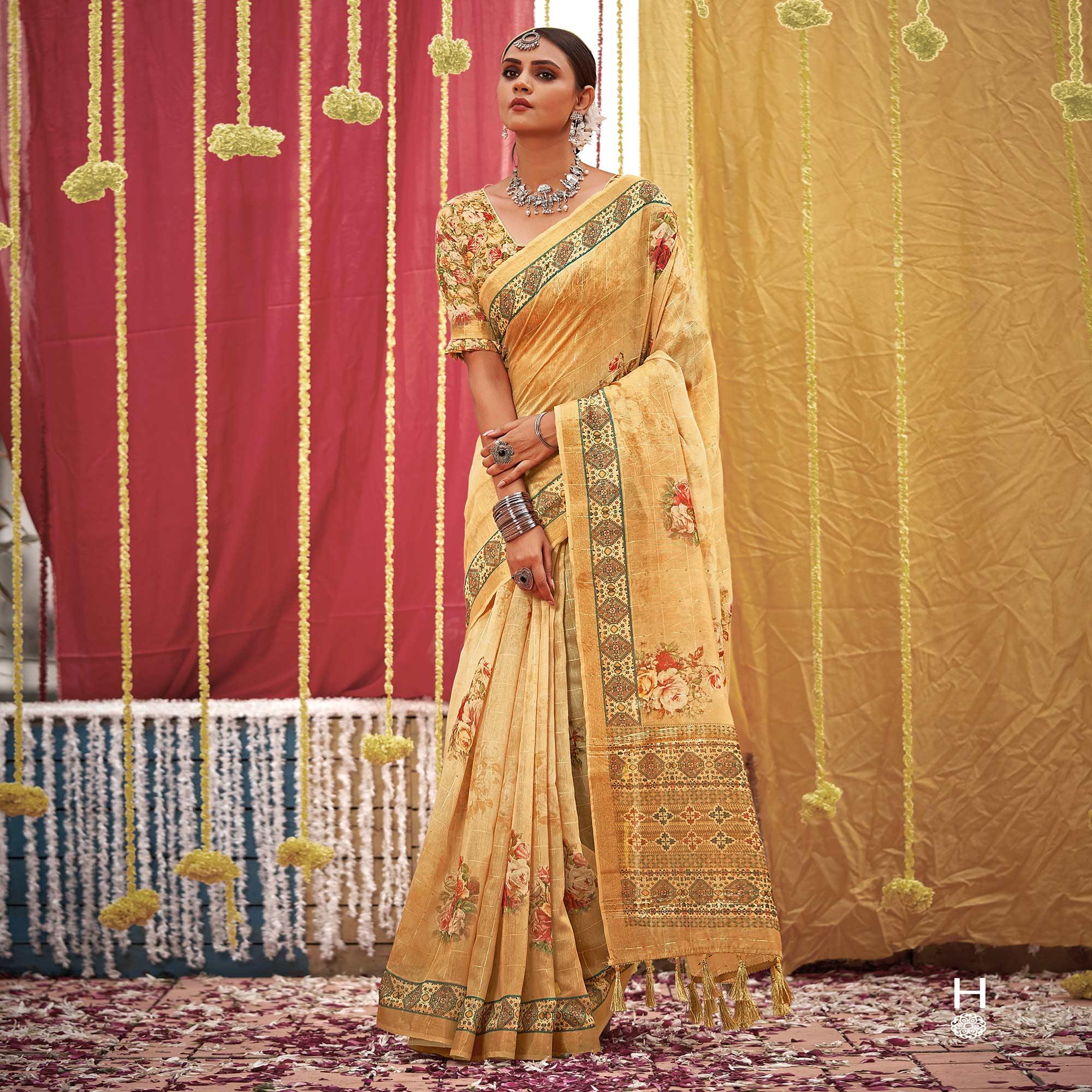 Cream Floral Digital Printed Linen Saree With Tassels - Peachmode