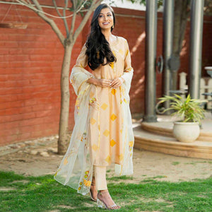Cream Partywear Printed Cotton Silk Kurti Pant Set With Dupatta - Peachmode