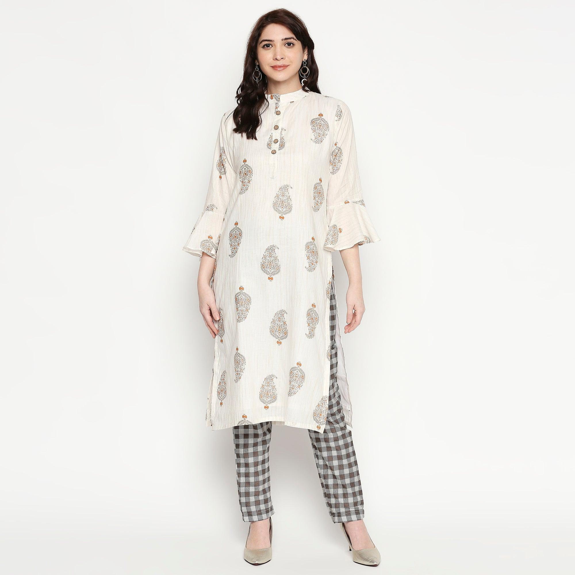 Engrossing White Colored Casual Wear Printed Cotton Kurti-Pant Set - Peachmode